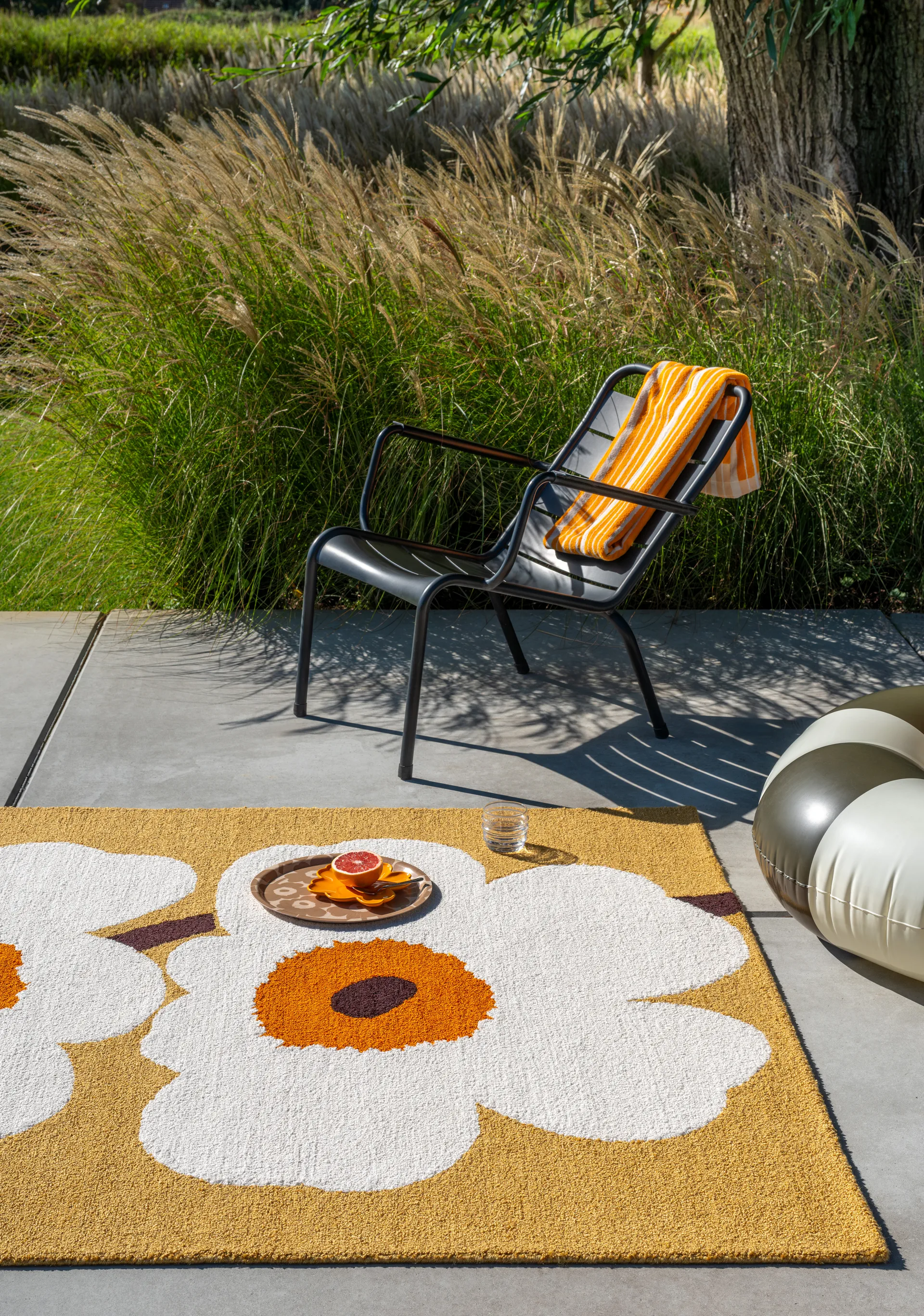 Tapete Unikko anniversary outdoor, Honey, 250x350 cm Marimekko