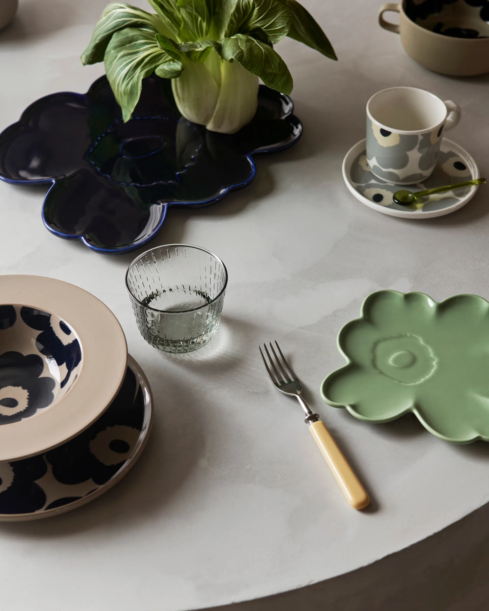 Unikko Shape prato 32 cm, Blue Marimekko