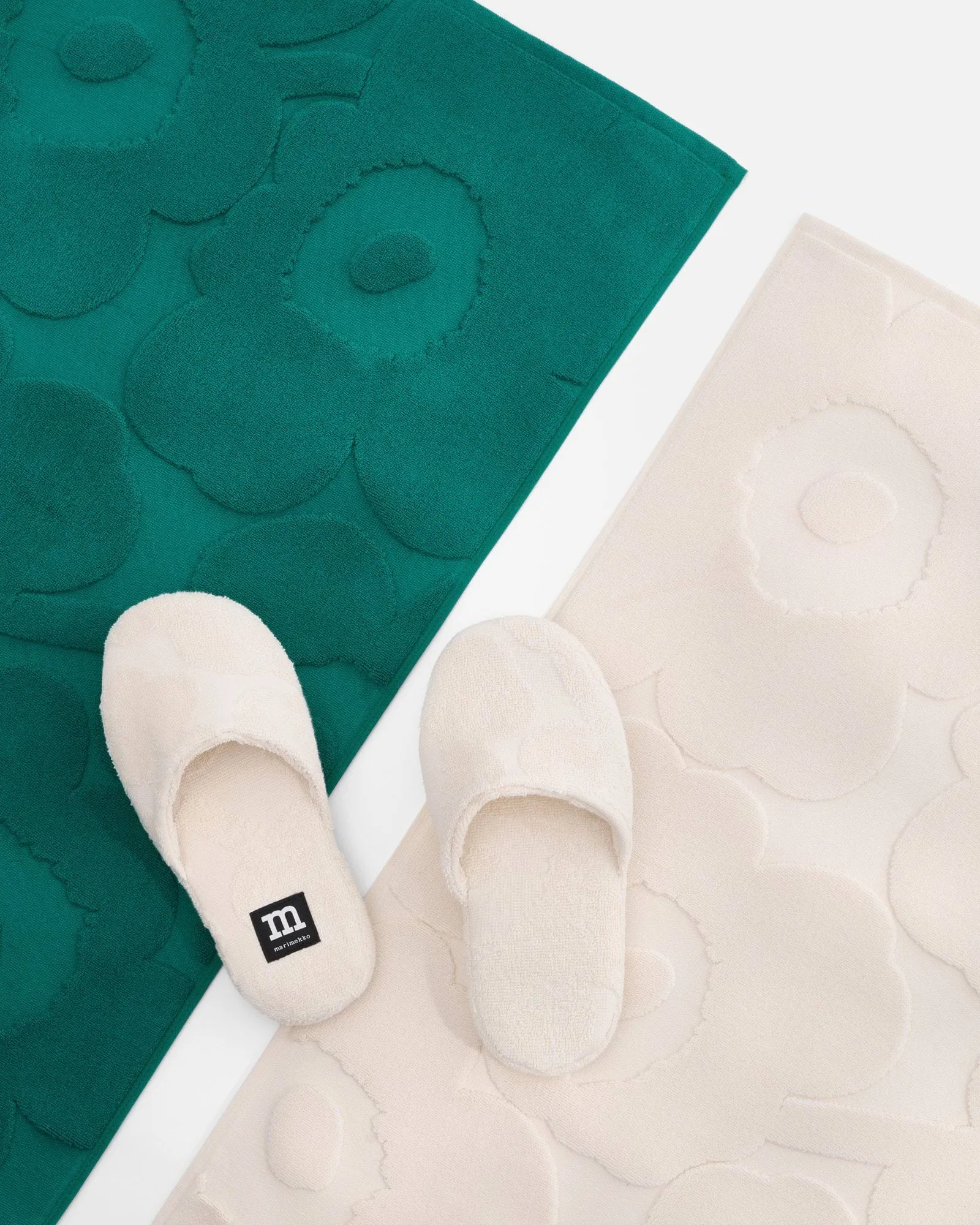 Unikko tapete de casa de banho, Esmeralda Marimekko