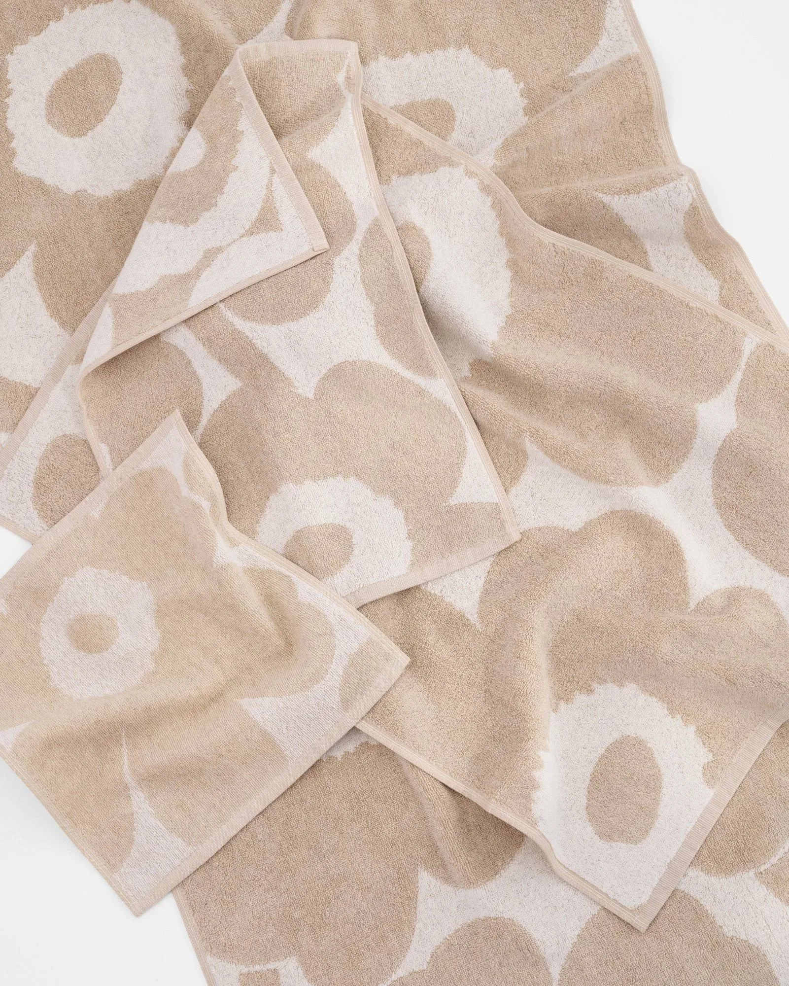 Unikko toalha de banho 70x150 cm, Off white-linho Marimekko