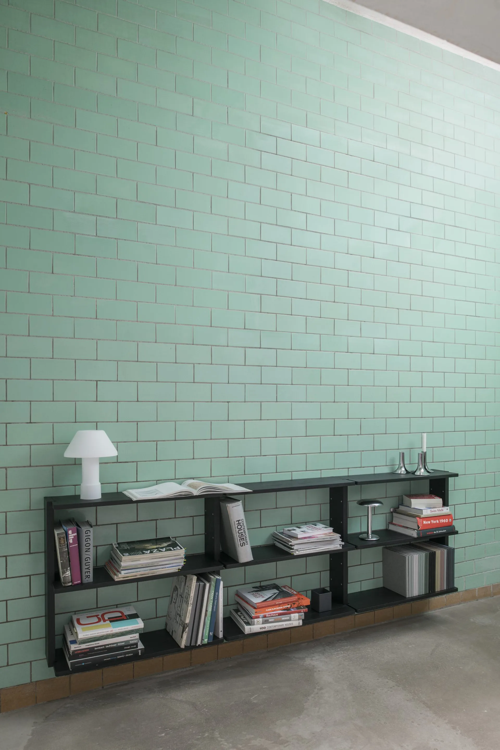 Gridlock - S2-A6-0 prateleira, Freixo preto manchado Massproductions