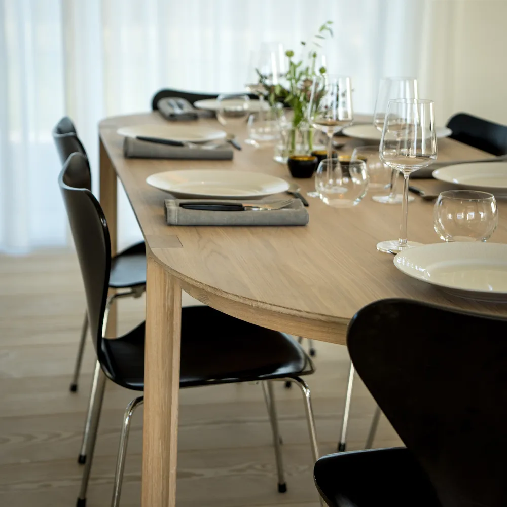 Amor mesa de jantar, carvalho com pigmento branco óleo dura-cera Mavis