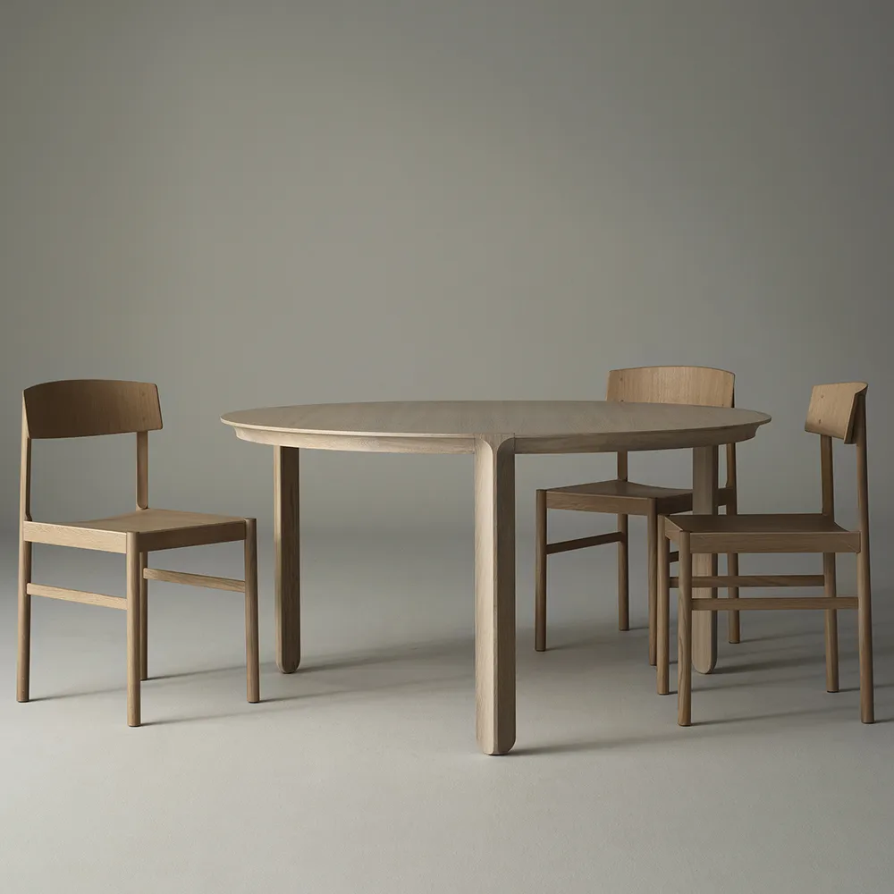 Amor mesa de jantar redonda, carvalho óleo duro pigmento branco Mavis