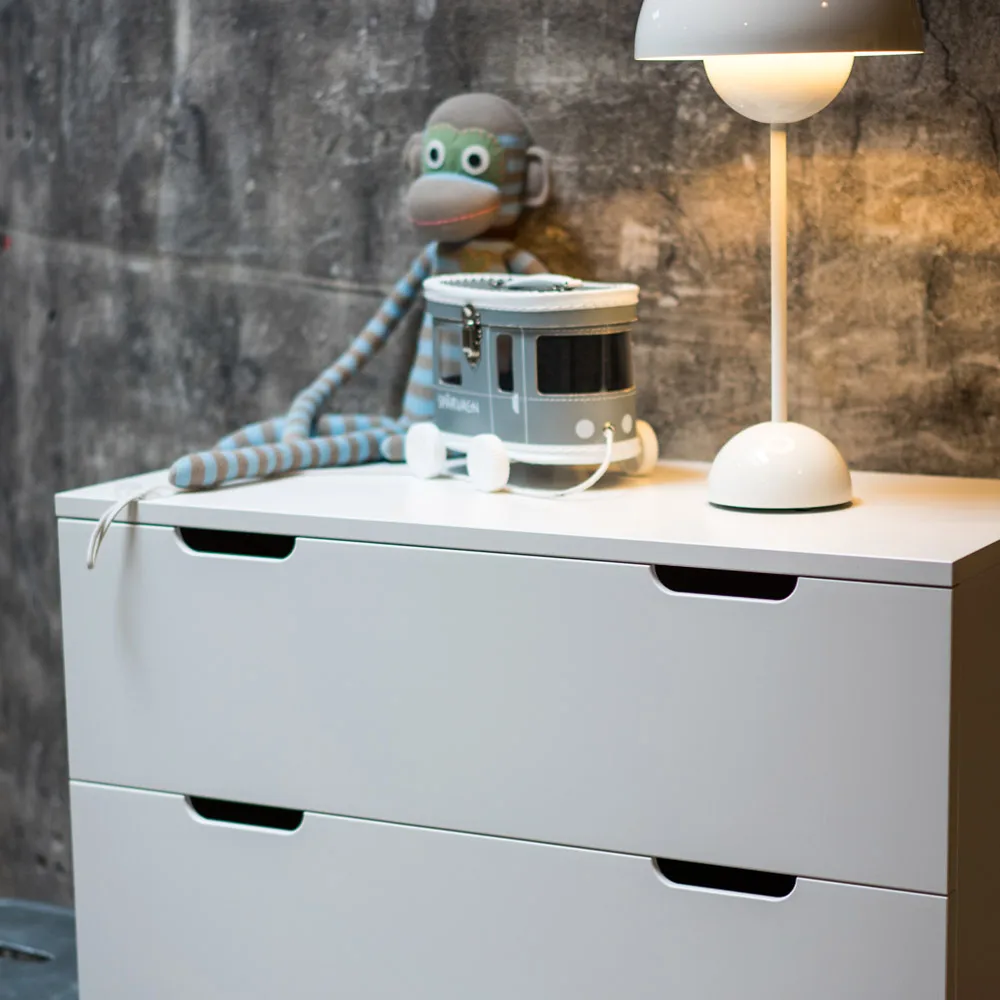 Aoko cómoda 4 gavetas, Verniz branco Mavis