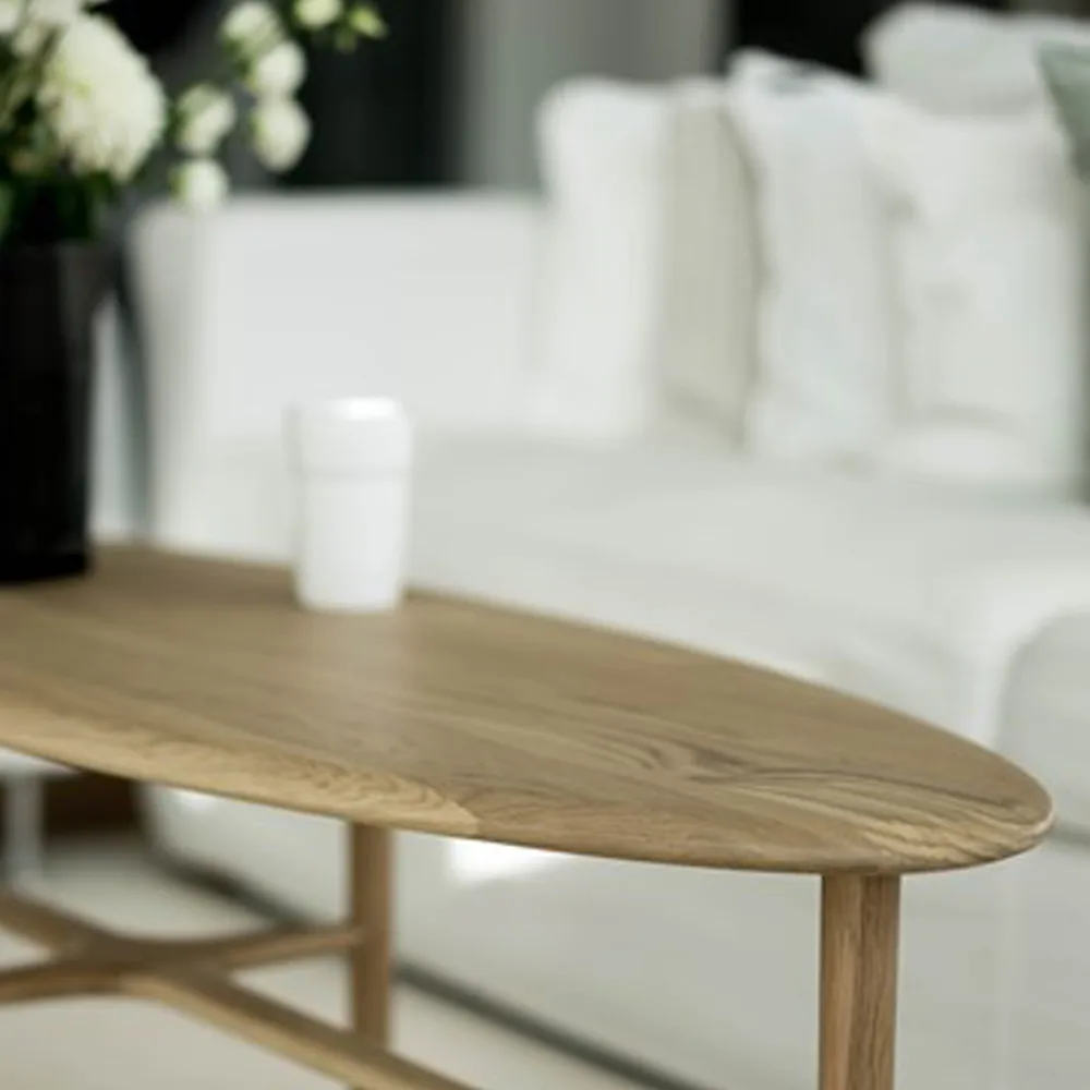 Crest mesa de centro oval, carvalho branco pigmentado verniz brilhante, ovalado Mavis