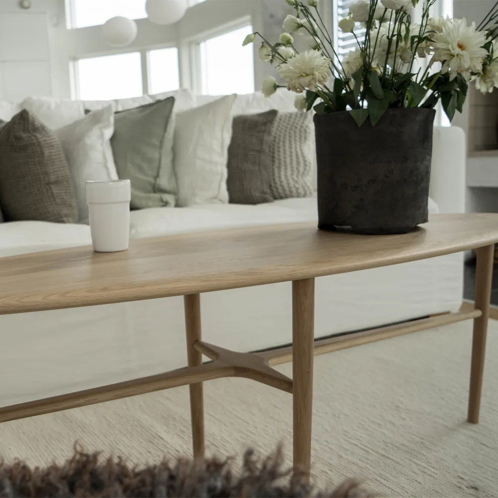 Crest mesa de centro oval, carvalho branco pigmentado verniz brilhante, ovalado Mavis