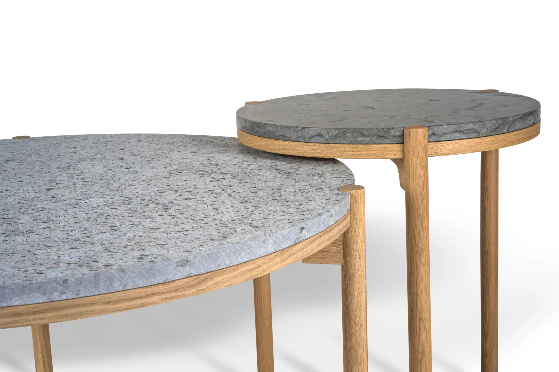 Dondo Mesa de centro em carvalho pigmentado branco Ø80 cm, Calcário bem aparelhado Mavis