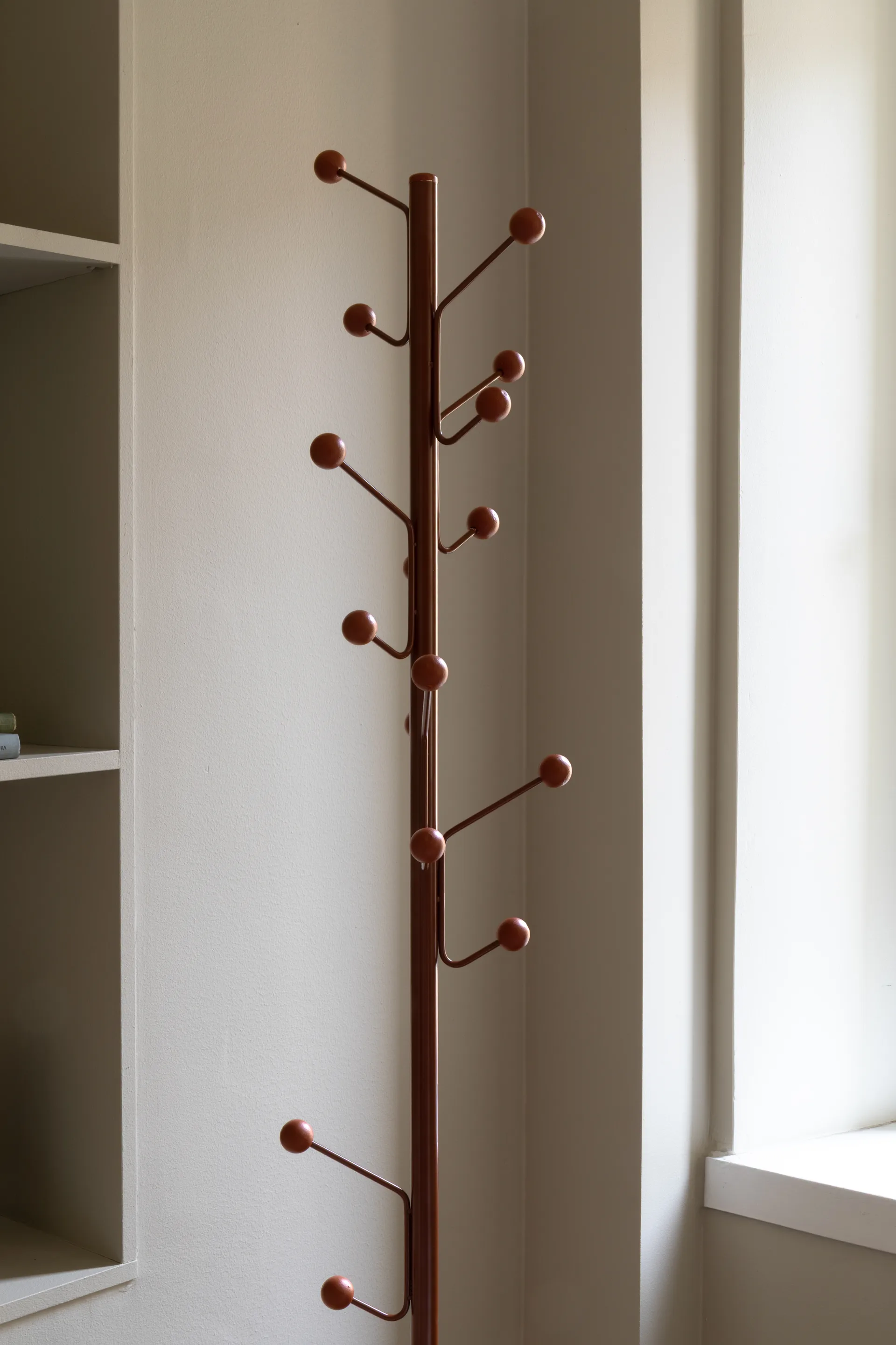 Bill Floor cabide, Canela Maze