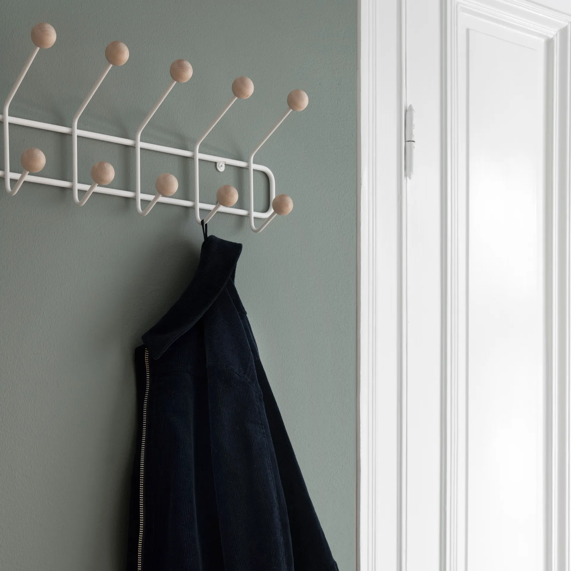 Bill Horizontal cabide, branco Maze