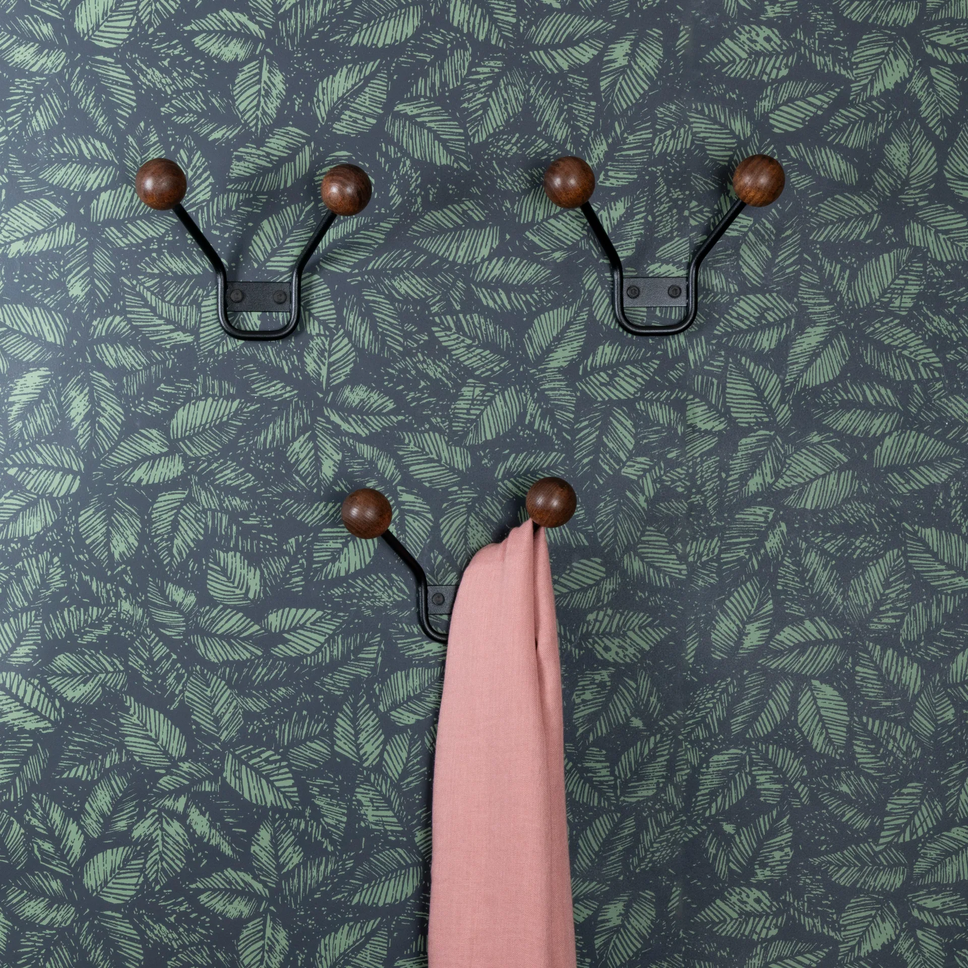 Cabide Bill XXS, preto-castanho escuro Maze