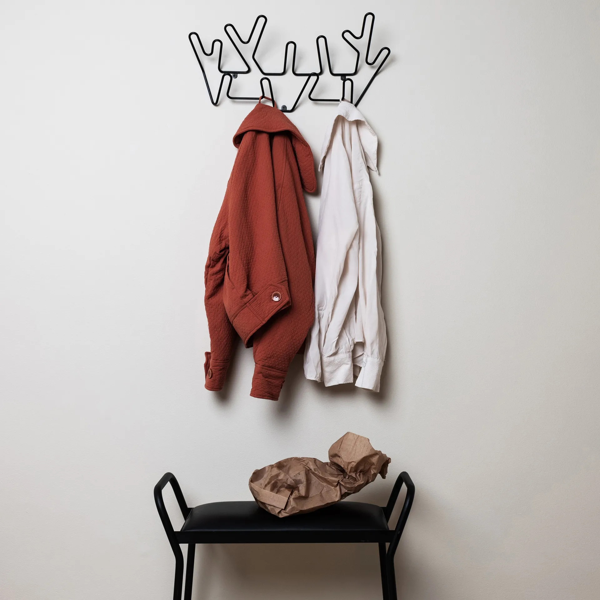 Cabide Crown, preto Maze