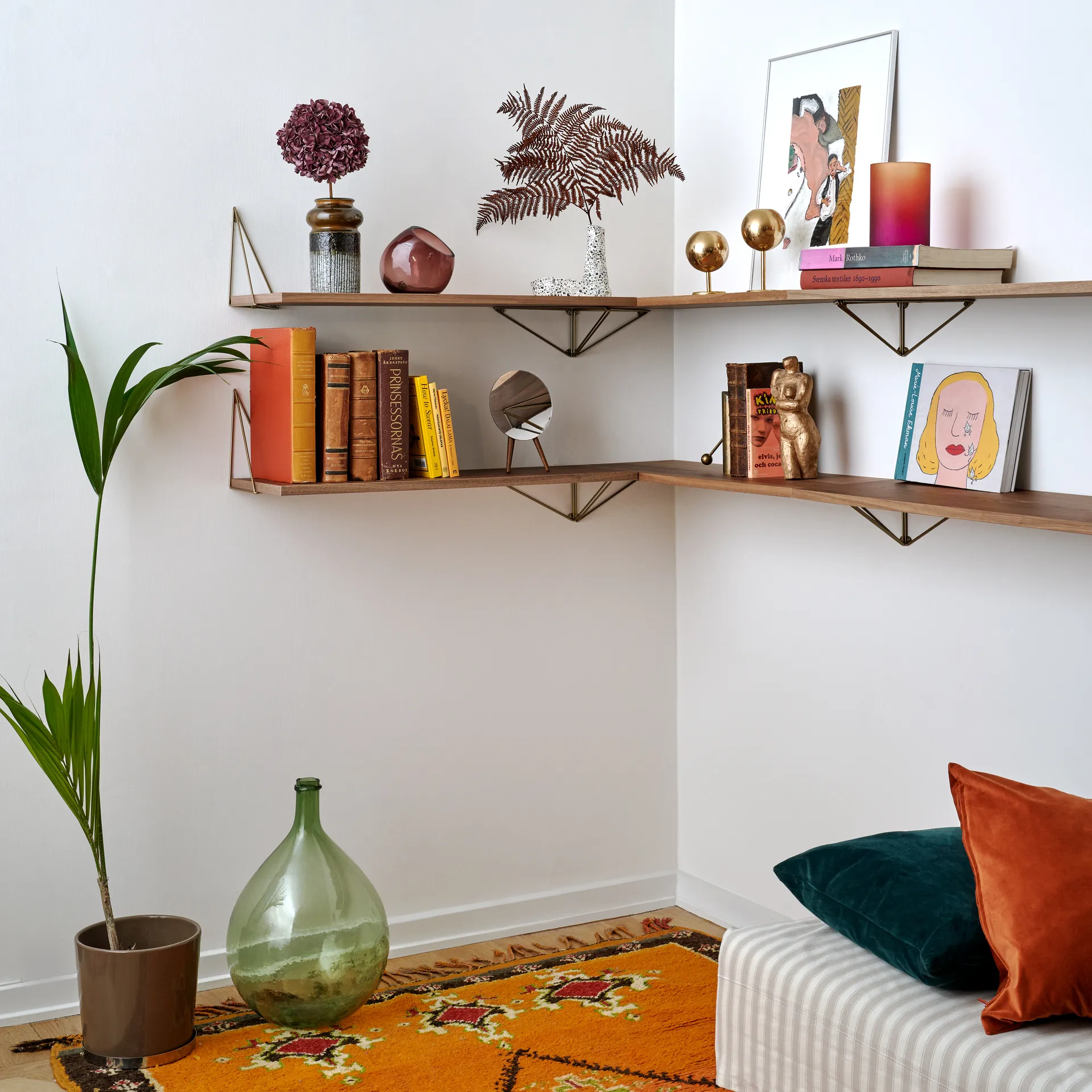 Prateleira Pythagoras, nogueira Maze