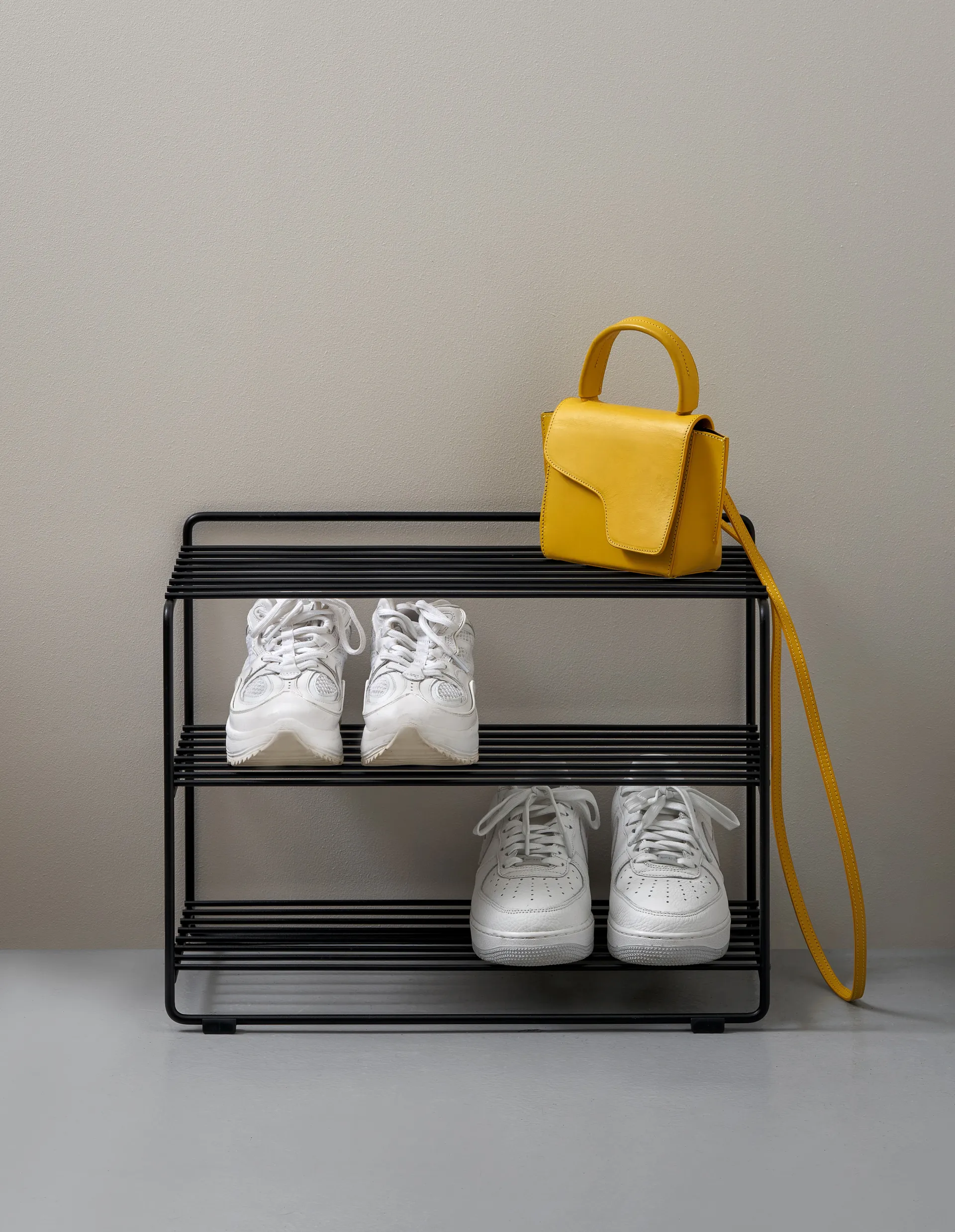 Sapateira Downtown, Preto Maze