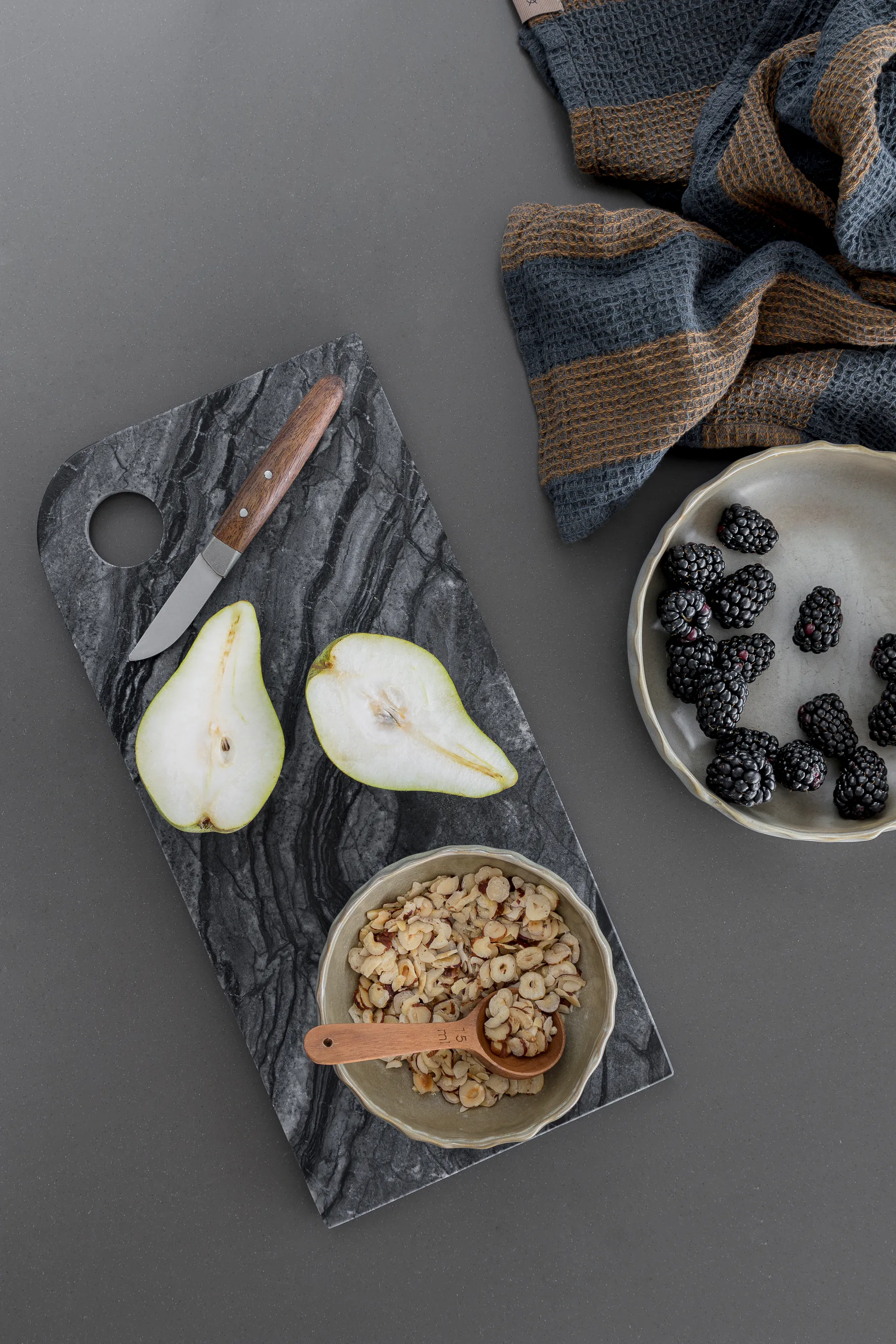 Bandeja de servir Marble média 20x30 cm, Brown Mette Ditmer