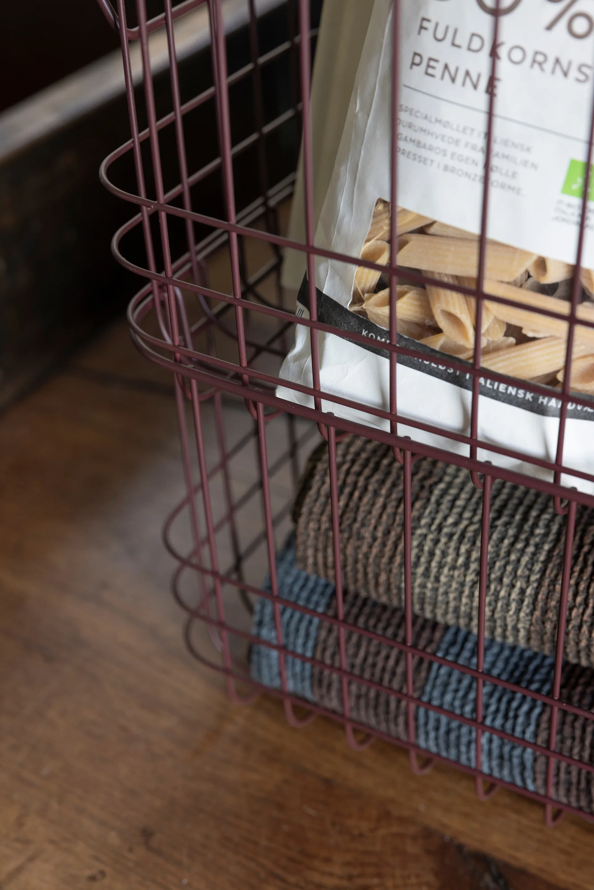 Cesto de arrumação Store-it pequeno, Vinho Mette Ditmer