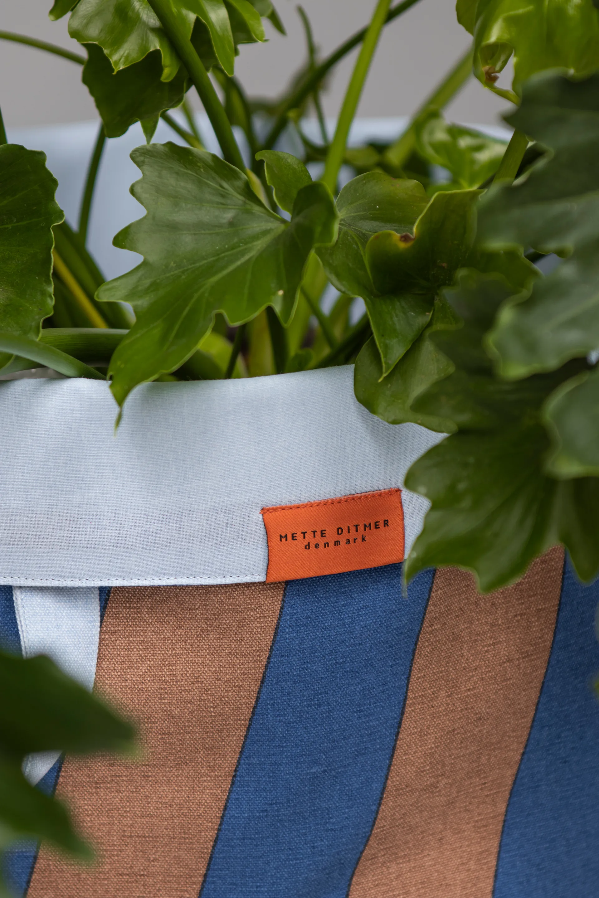 Cesto lavandeira Nova Arte 40x40x50 cm, Cobalto-blush Mette Ditmer