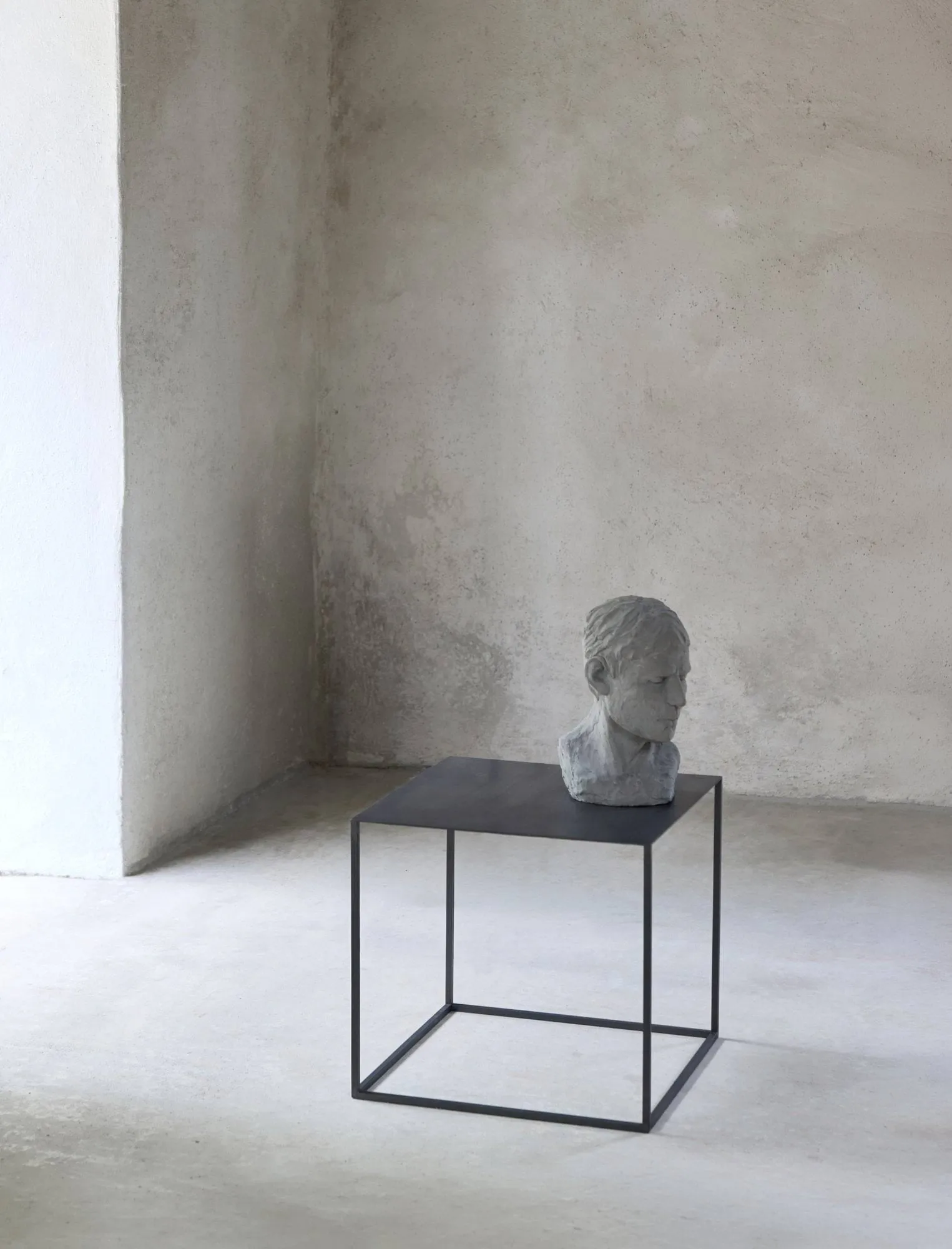 Cubic mesa de apoio, Preto, 43x43x40 cm Mette Ditmer