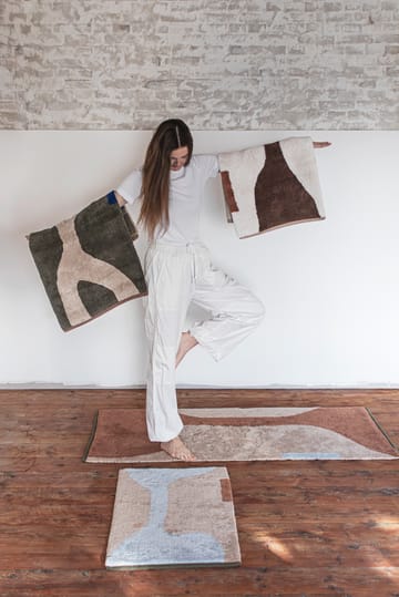 Figura tapete - Verde azeitona escuro, 50x80 cm - Mette Ditmer