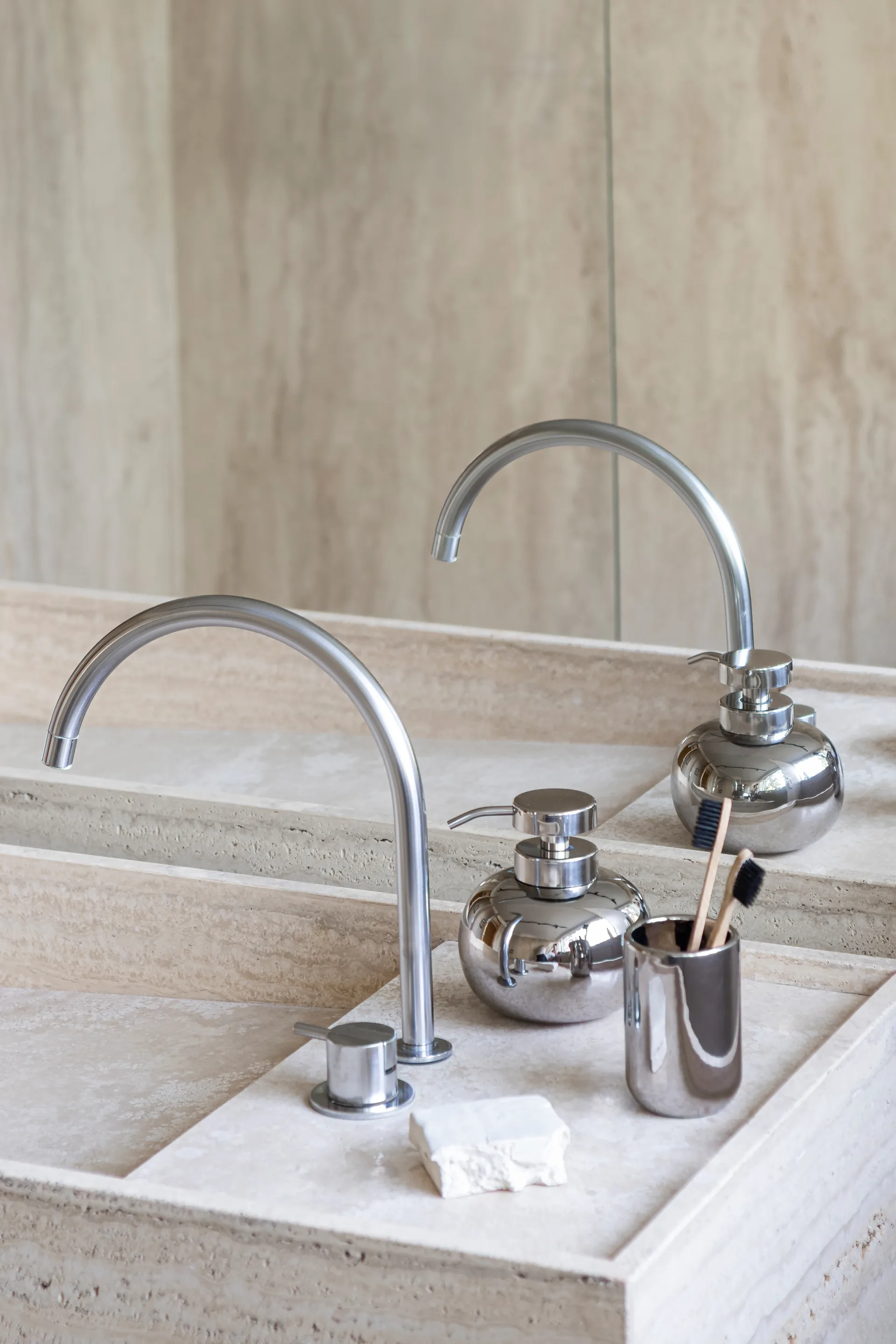 Lotus bomba de sabão baixo, Cromado Mette Ditmer