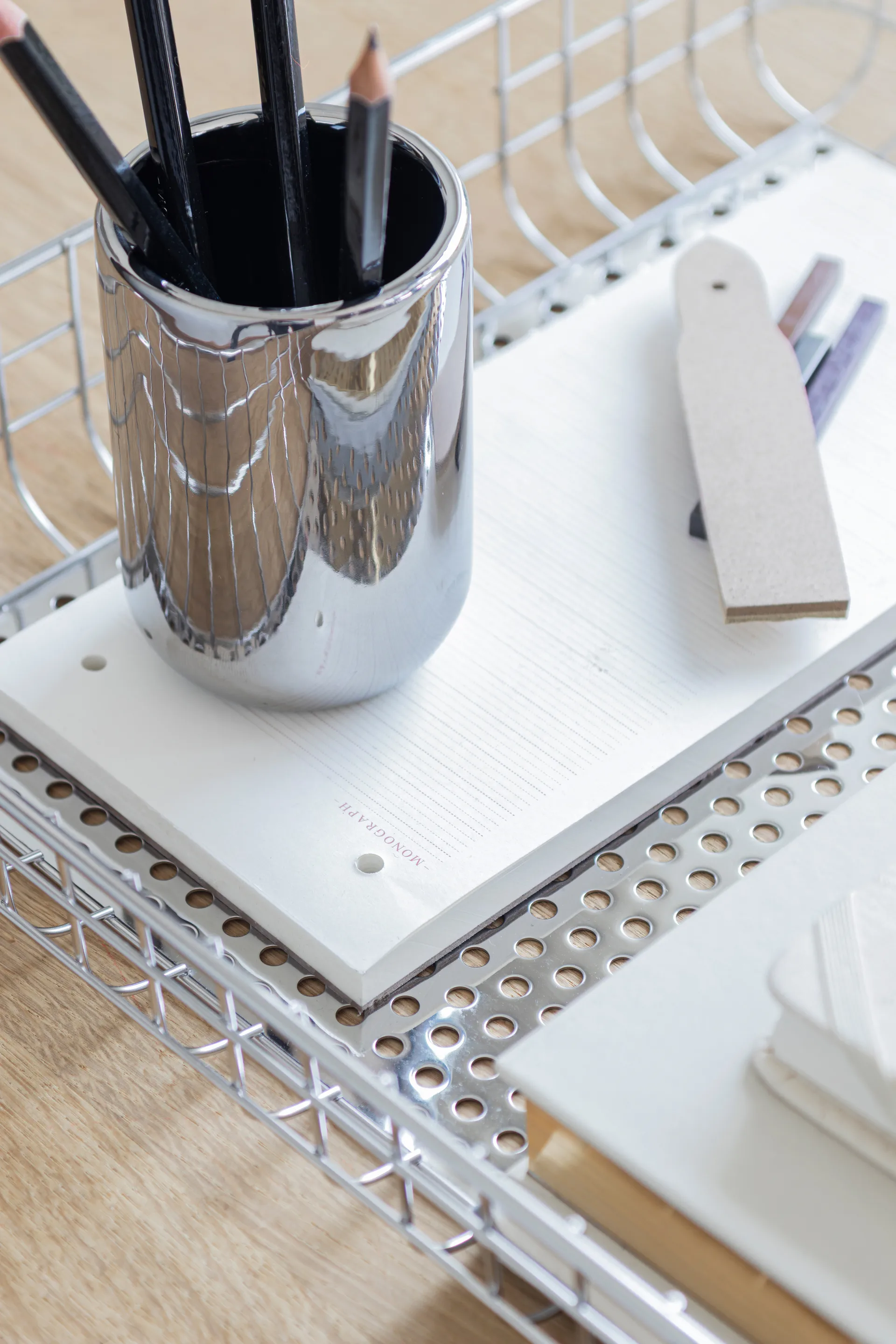 Lotus suporte para escovas de dentes, Cromado Mette Ditmer