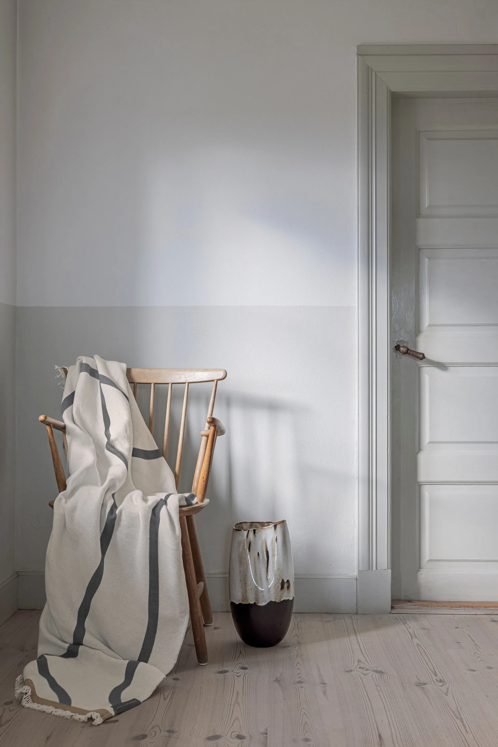 Manta Shadow, Off-white-cinzento, 130x175 cm Mette Ditmer