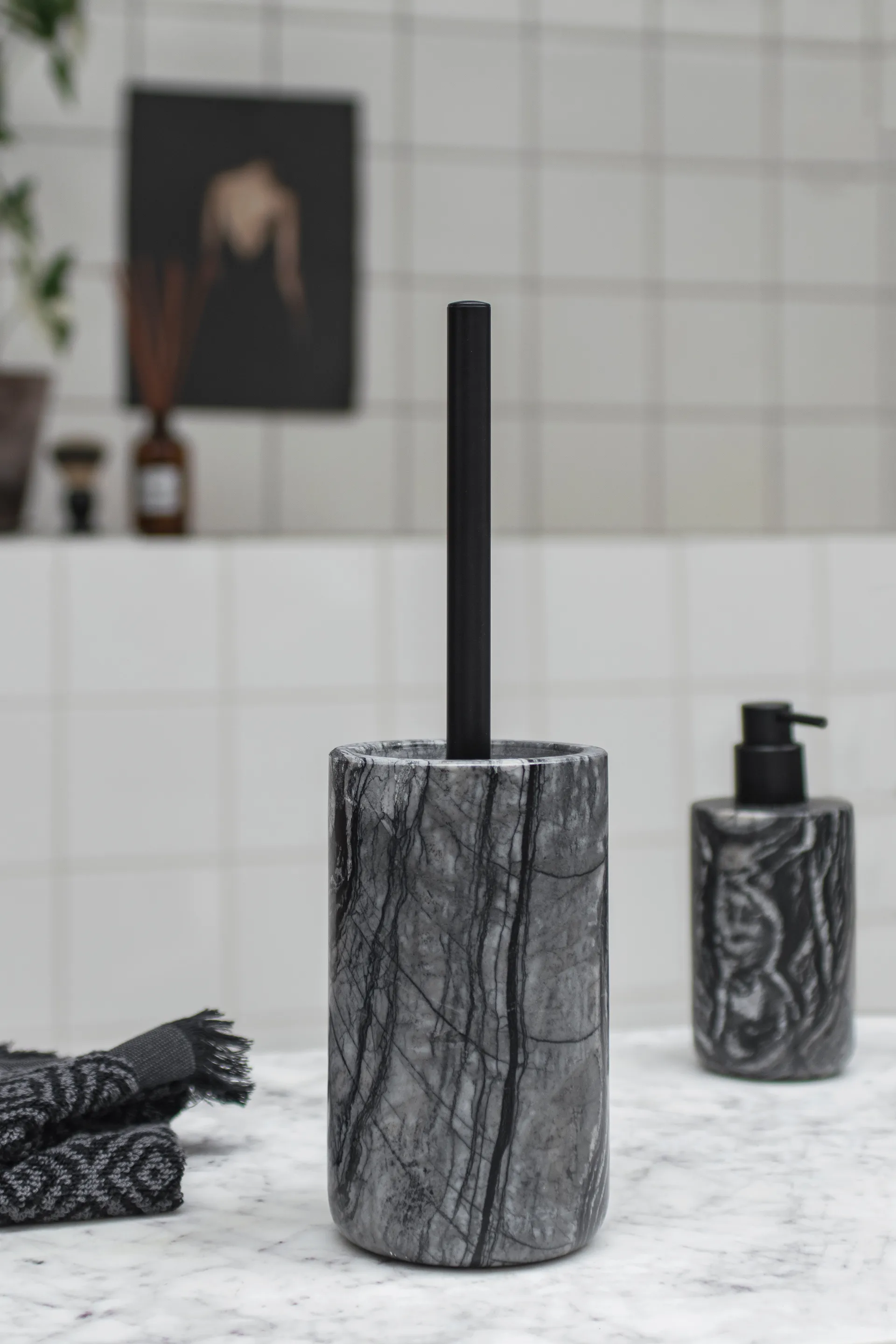 Marble piaçaba 36 cm, preto-cinzento Mette Ditmer