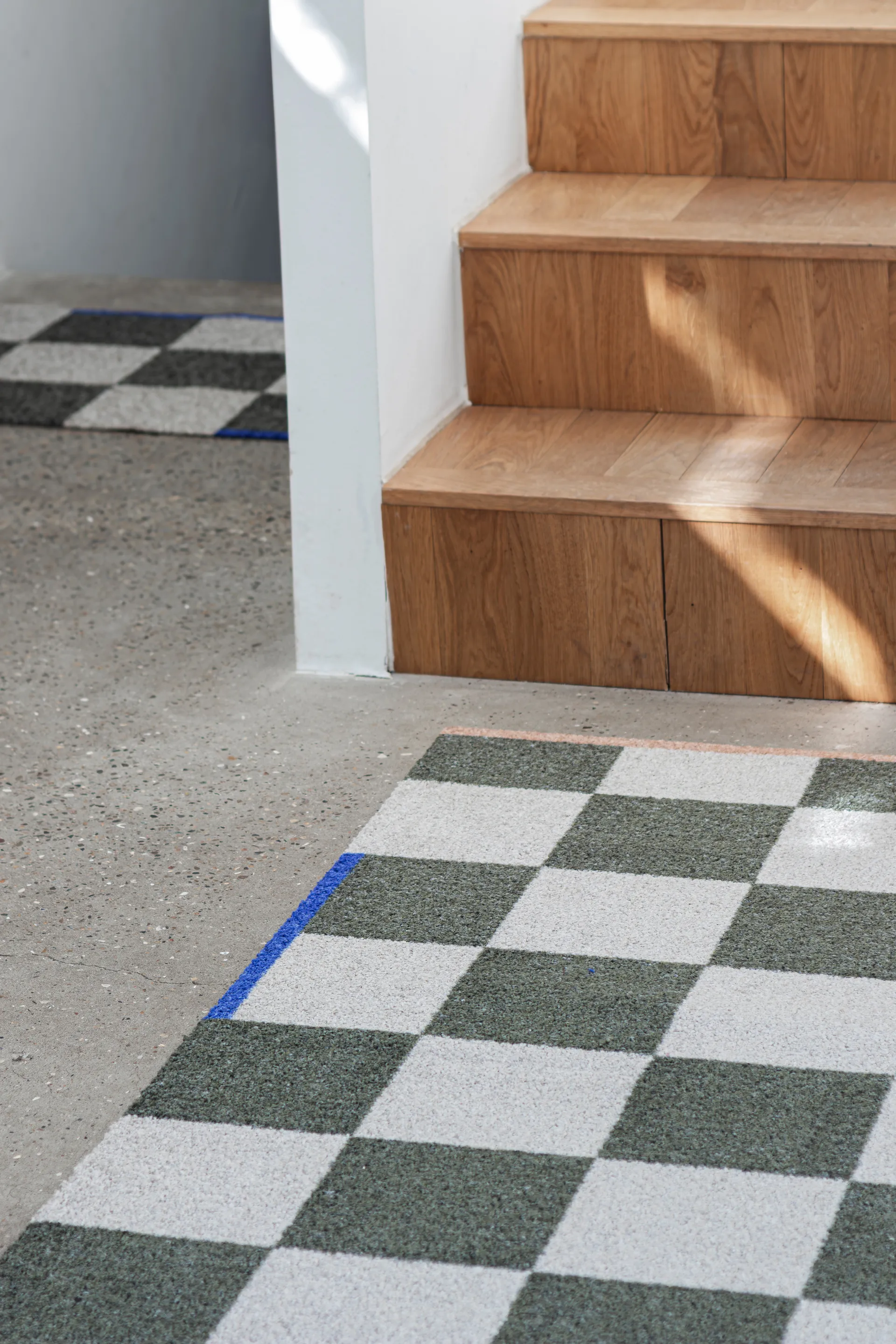 Square all-round tapete grande, Oliva escuro Mette Ditmer