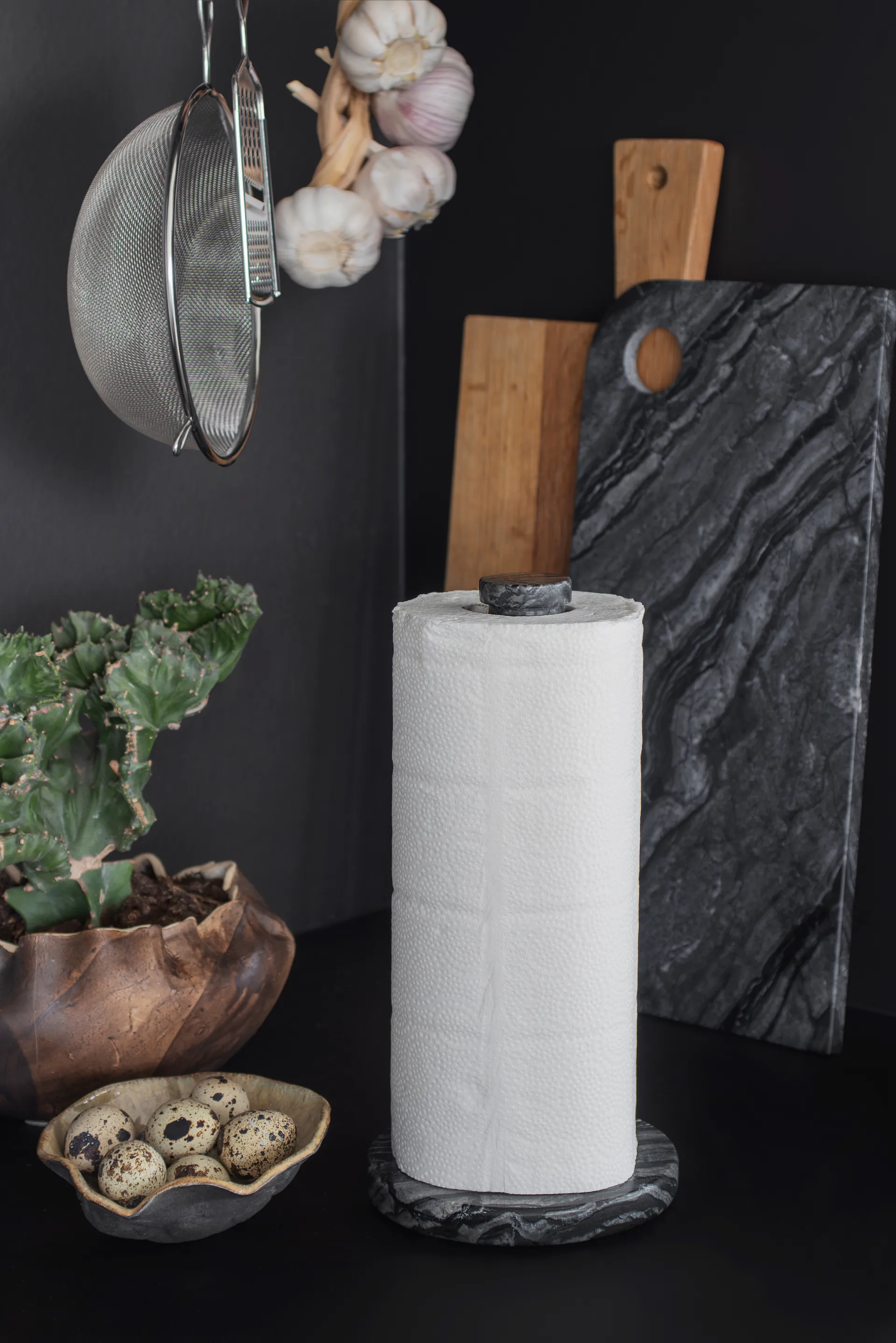 Suporte para papel-toalha Marble, Black-grey Mette Ditmer