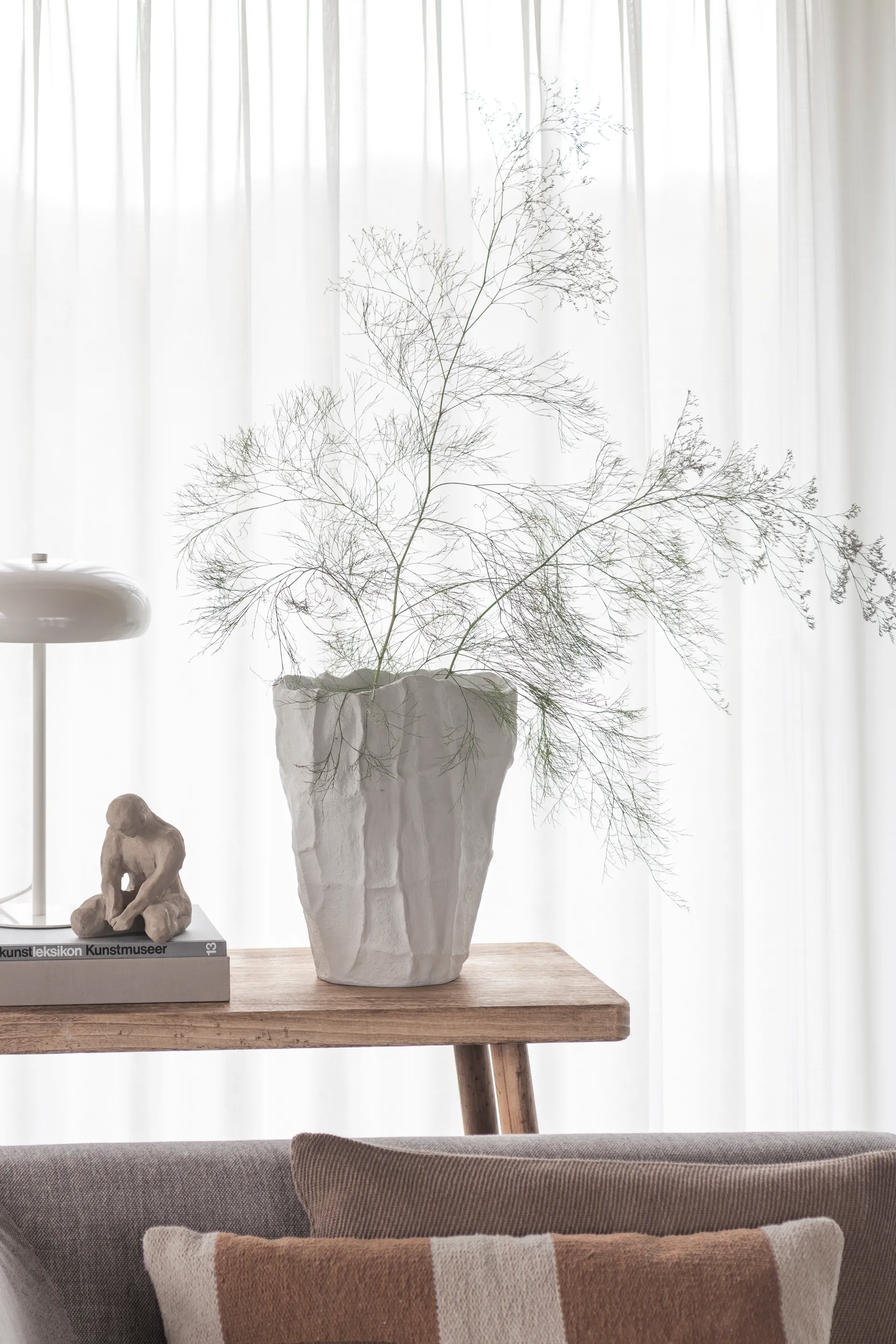 Vaso Art piece artistic 33,5 cm, Off-white Mette Ditmer