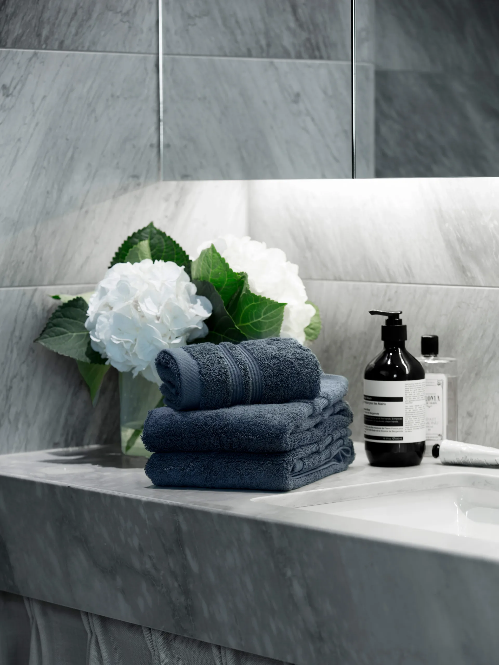 Toalha Fontana EKO, Azul escuro 70x140 cm Mille Notti