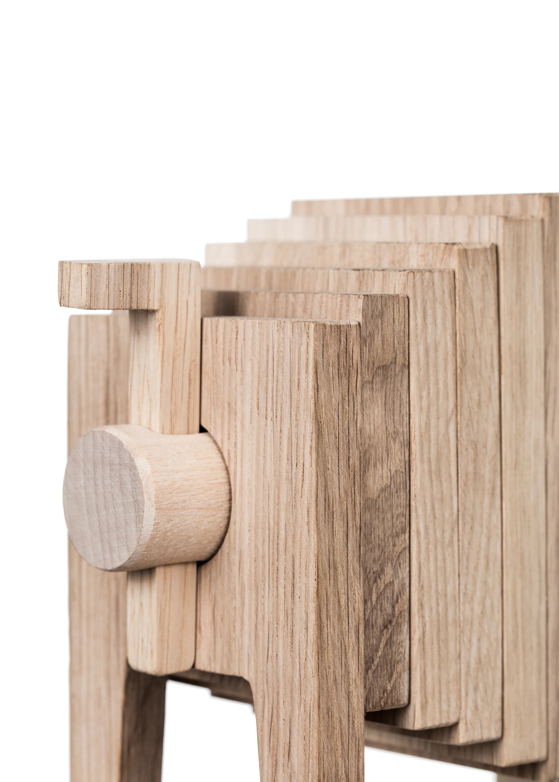 Escultura de carvalho Polygrif 21x32 cm, Madeira preta  MOEBE