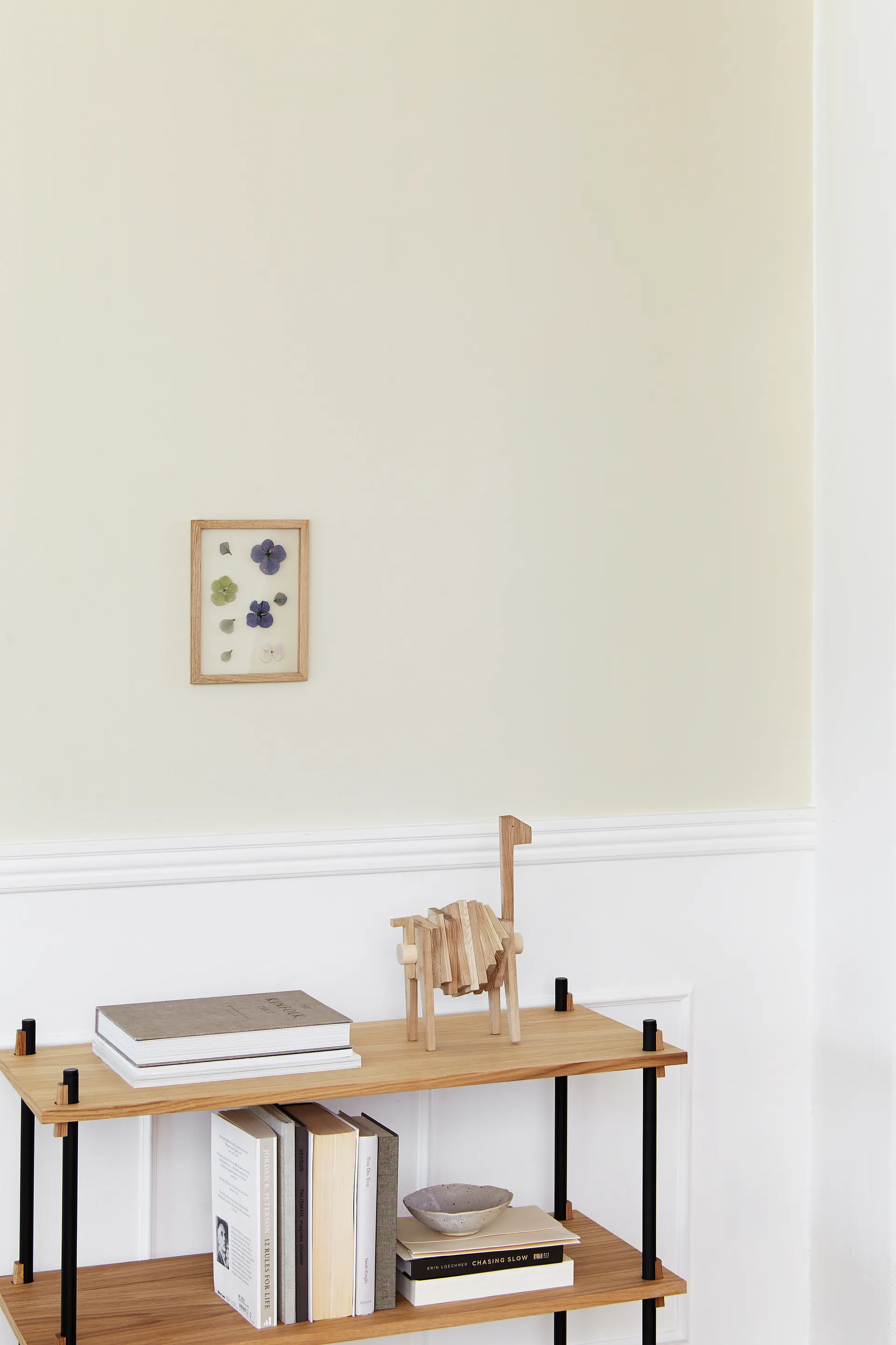 Escultura de carvalho Polygrif 21x32 cm, Madeira preta  MOEBE