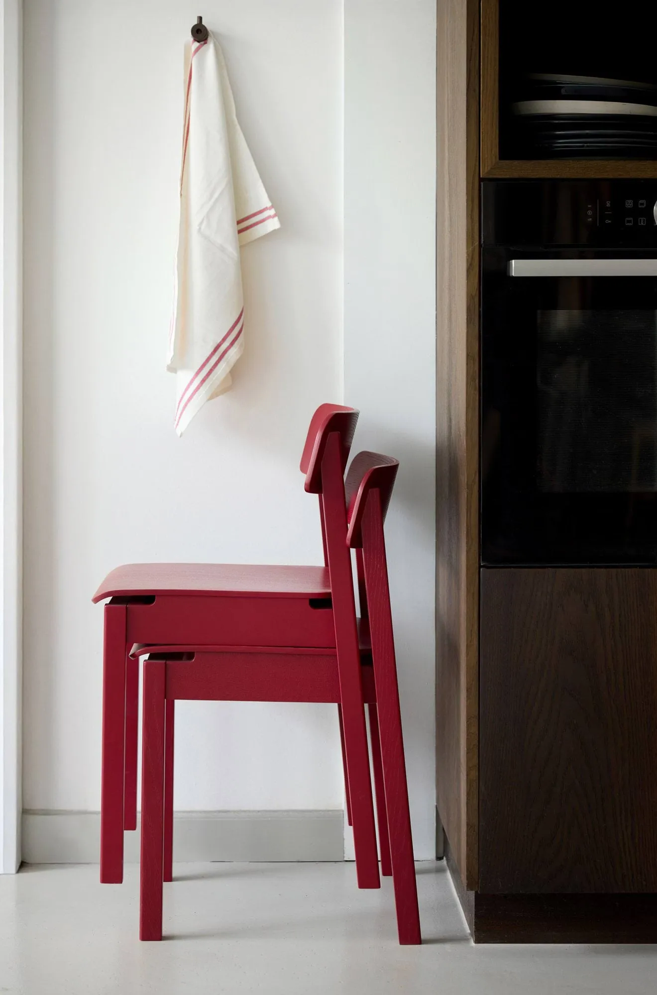 Everyday Chair cadeira, Purple red MOEBE