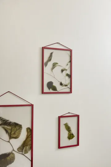 Moebe moldura A4 22,6x31,3 cm - vermelho, transparente - MOEBE