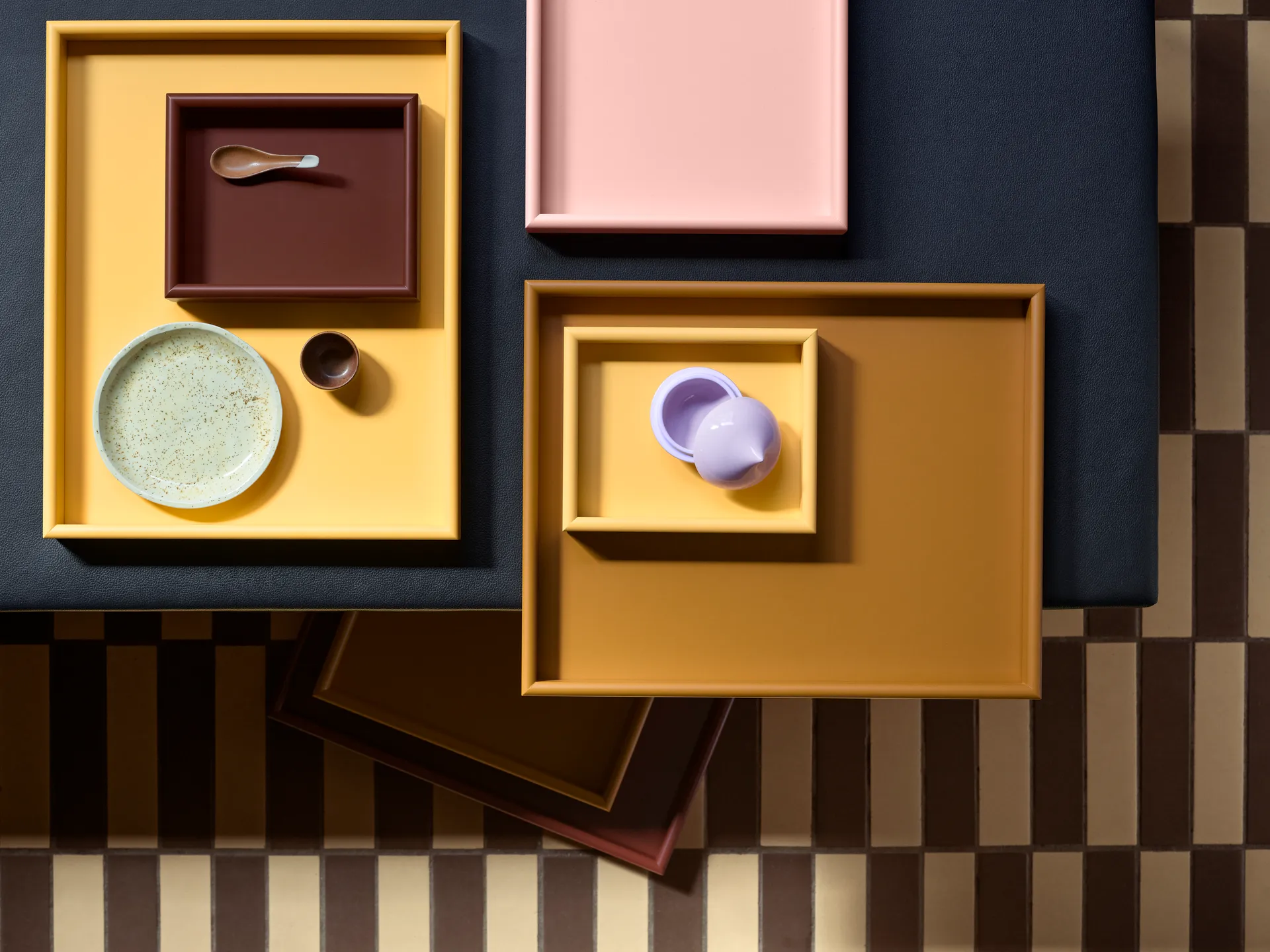 Arrange bandeja large 35,3x44,1 cm, Amber Montana