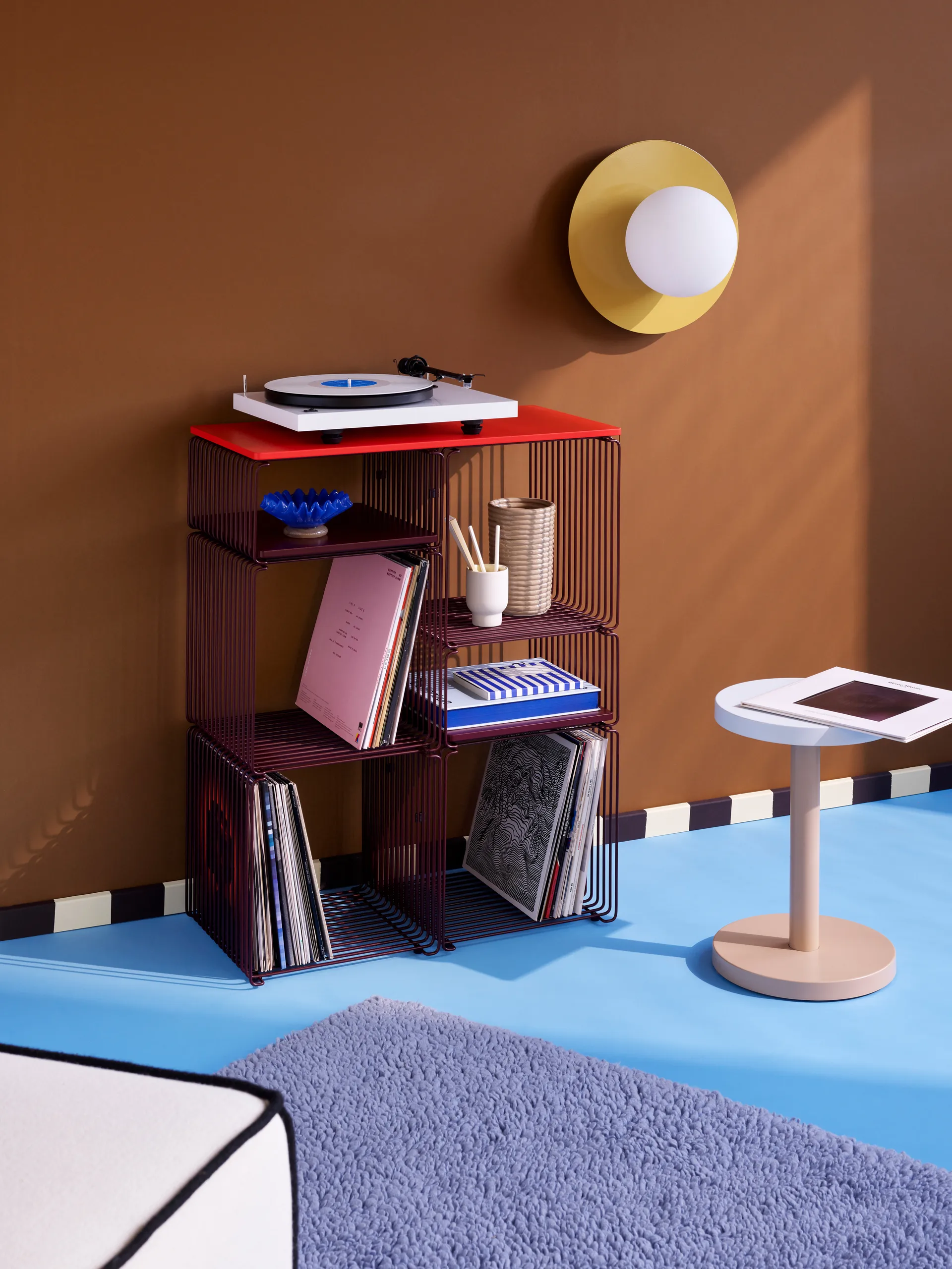 Panton Wire Single prateleira 34,8x34,8x25,7 cm, Preto vermelho Montana