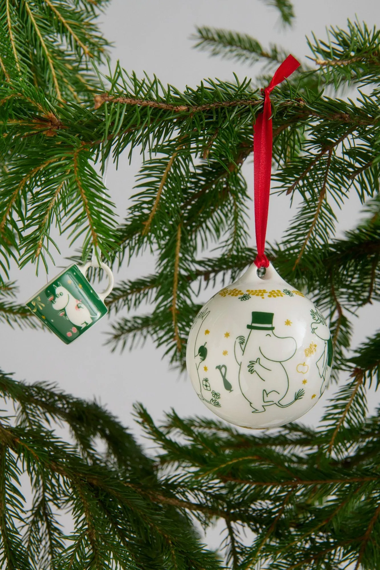 Mumin bola de Natal anual Ø8 cm, 2026, Presente de amor Moomin Arabia
