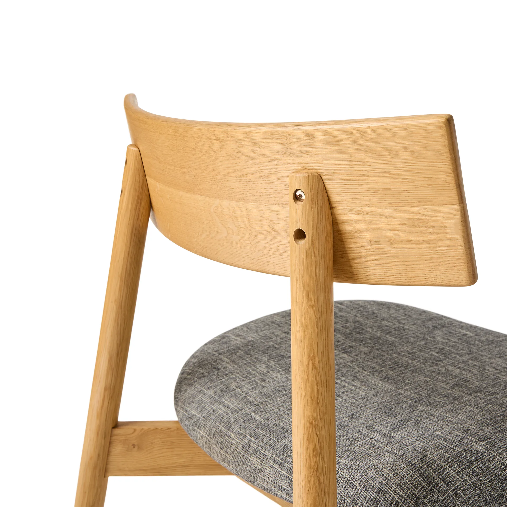 Tetra lounge chair, Tecido cor de betão-carvalho oleado natural MUUBS