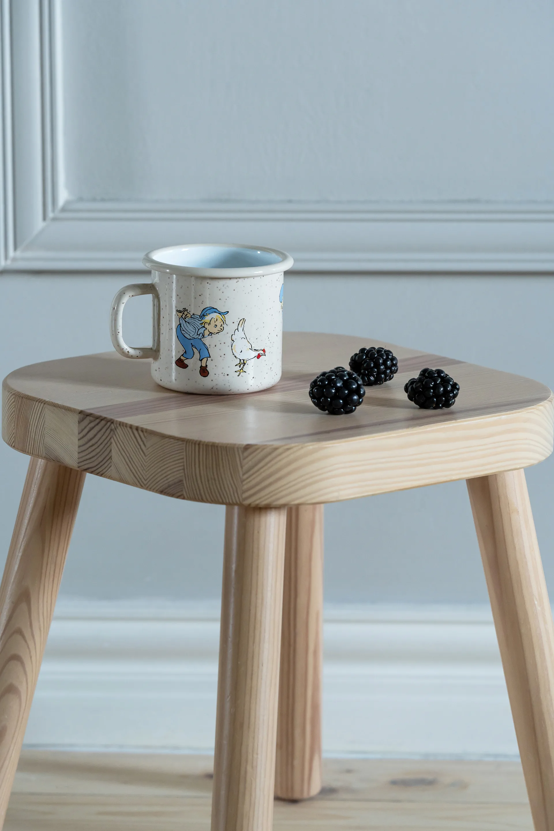 Emil i Lönneberga Chávena de esmalte 2,5 dl, Cluck Cluck Muurla