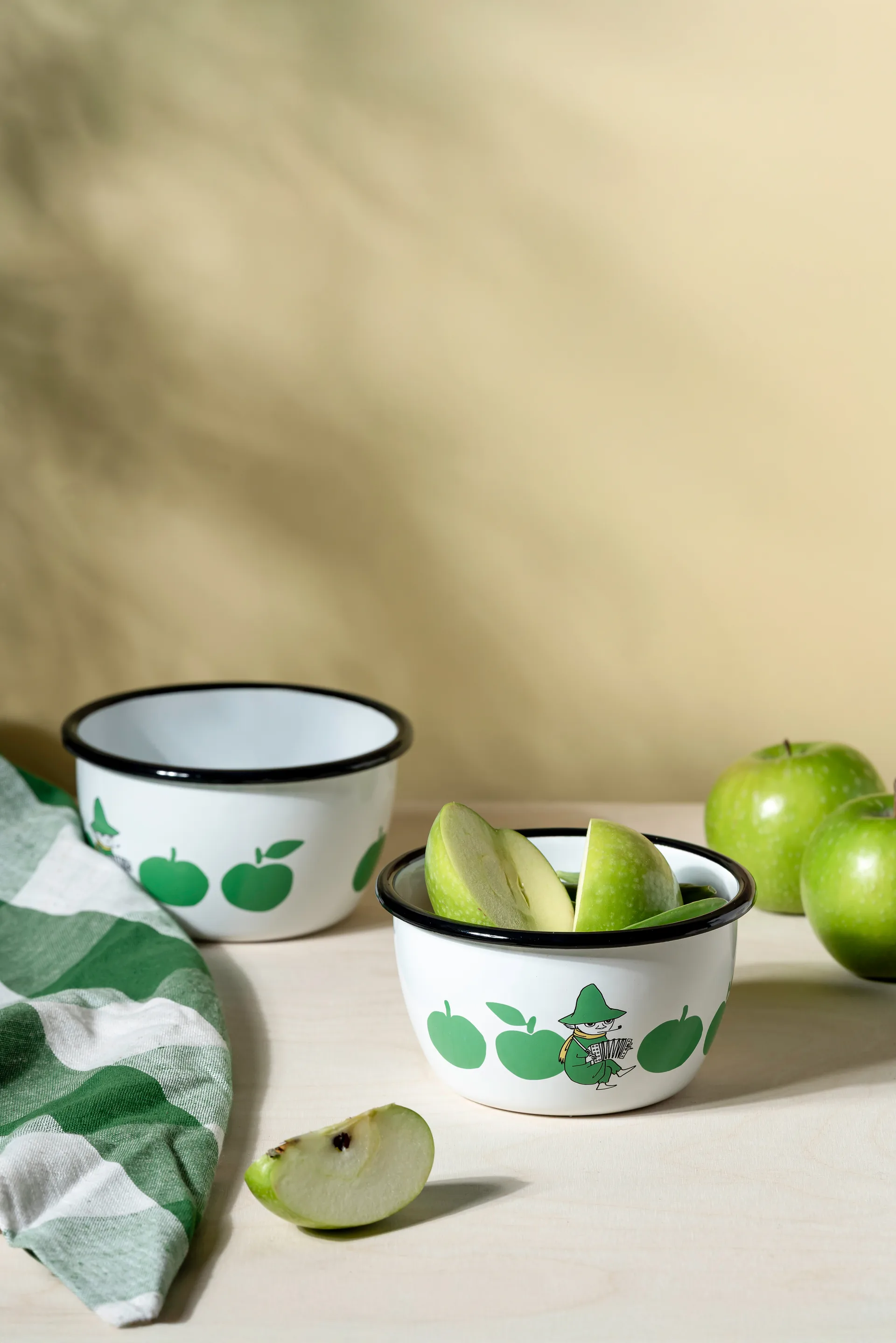 Moomin tigela de esmalte 60 cl, Joyfull Apples Muurla