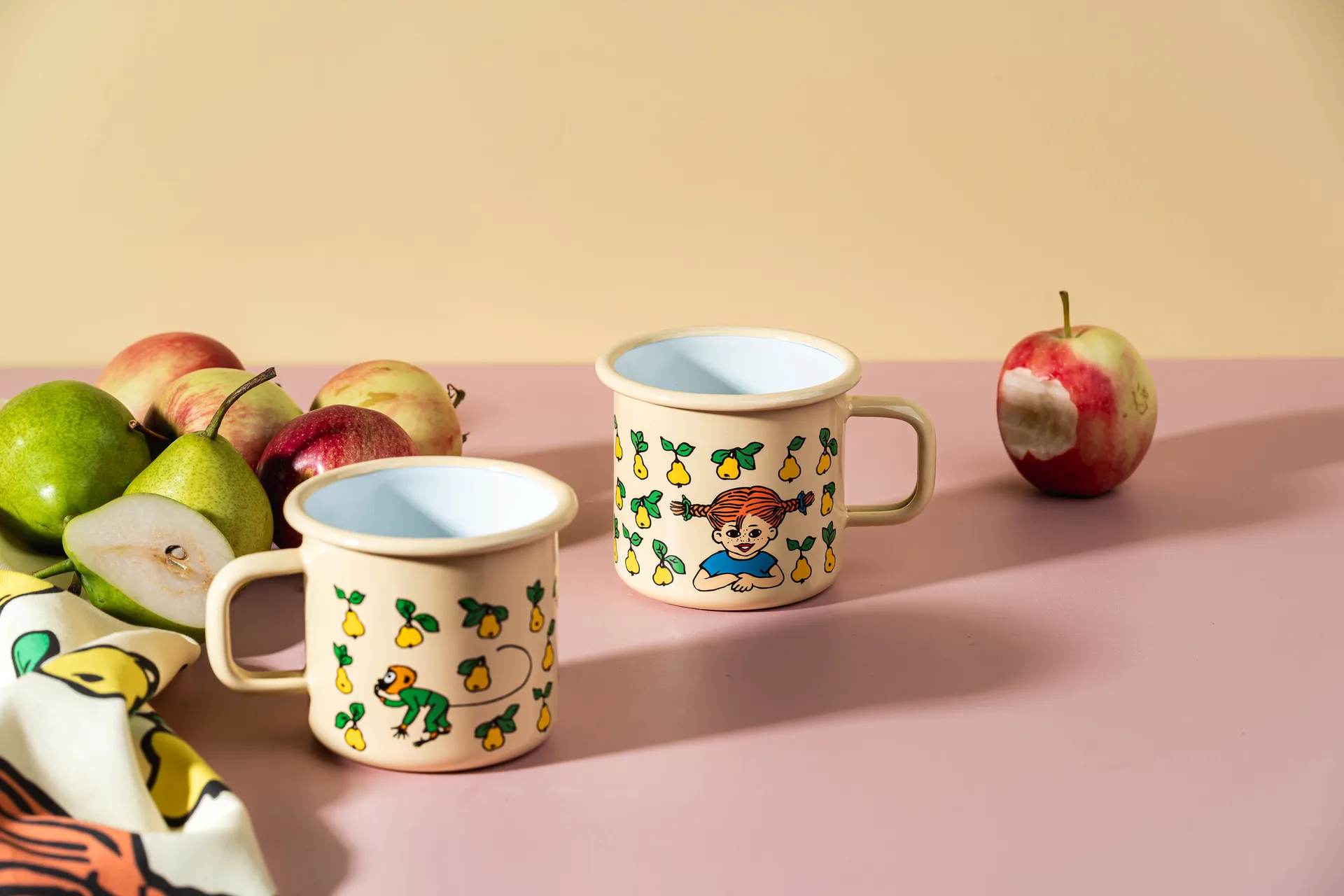 Pippi Långstrump caneca de esmalte 3,7 dl, Fruits Muurla
