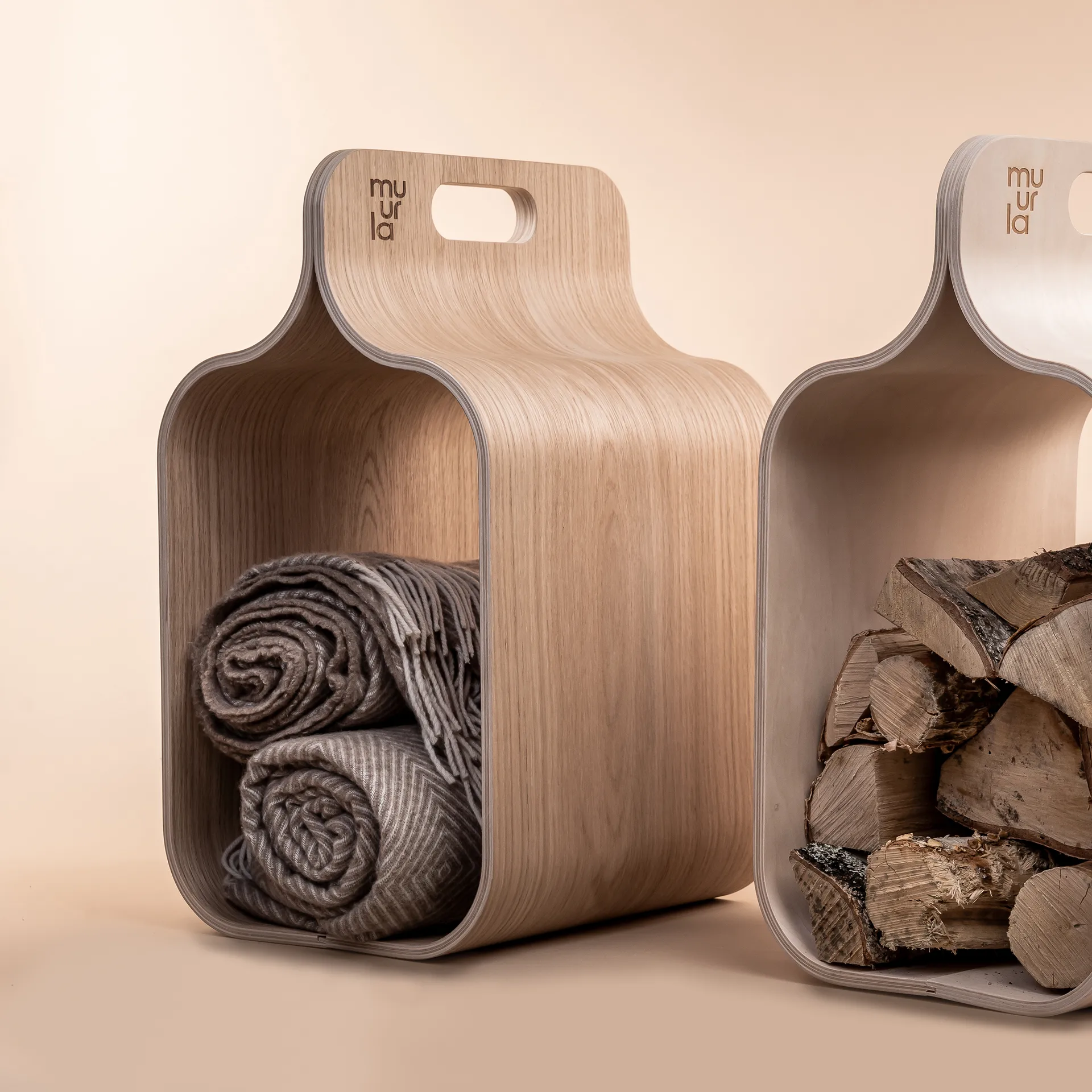 Porta revistas Carrier, Carvalho Muurla