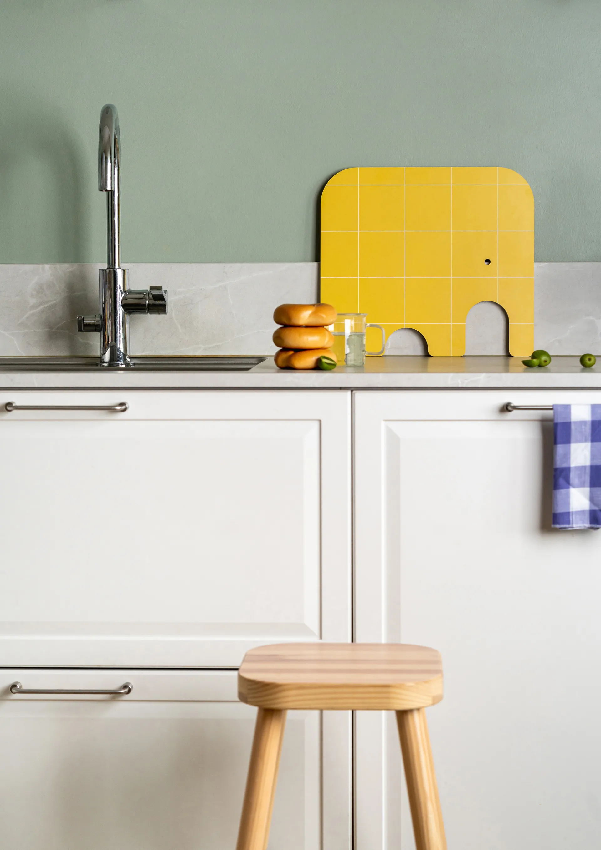 Tábua de CortarElephant Chop & Serve L, Yellow Muurla