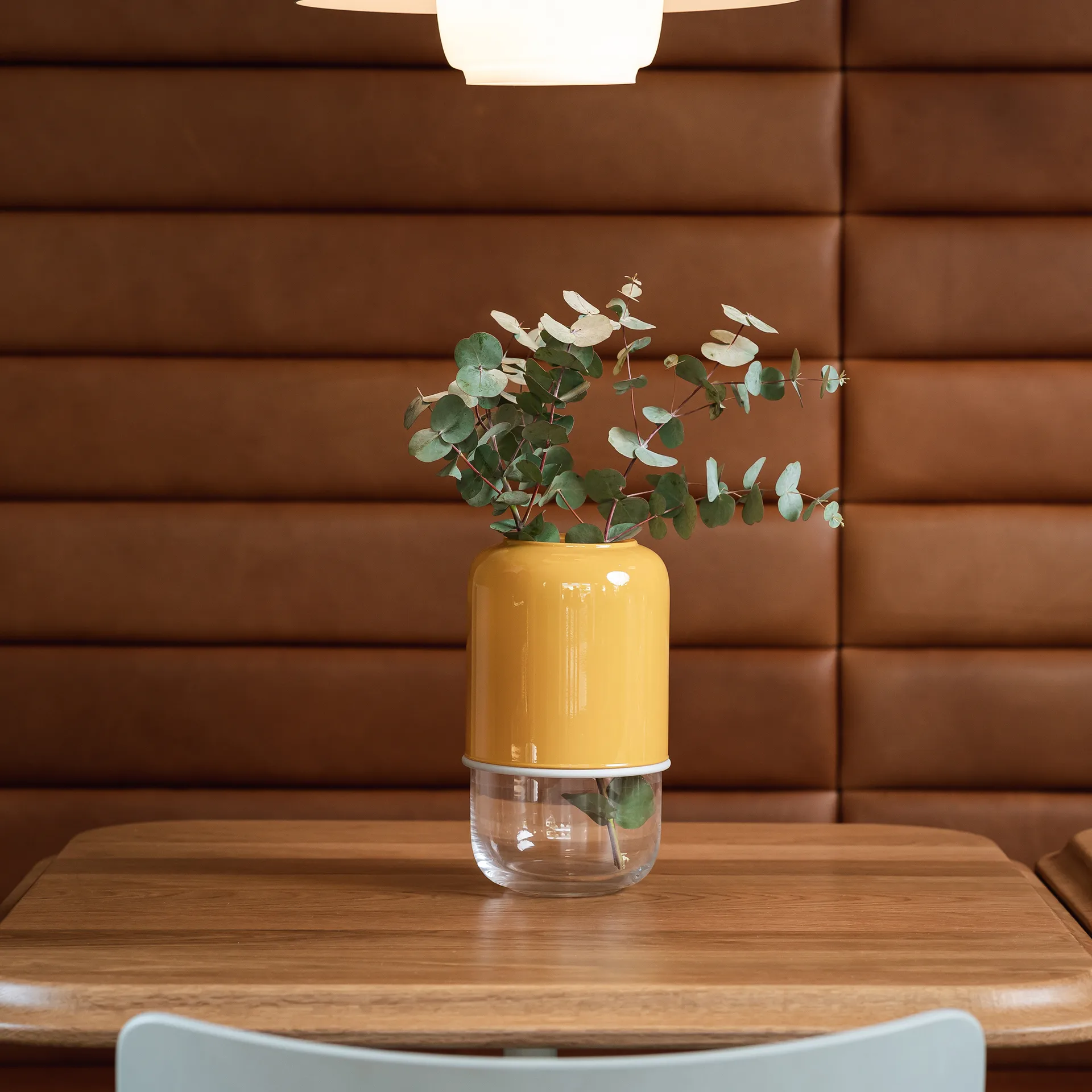 Vaso ajustável Capsule 18-28 cm, ouro-transparente  Muurla