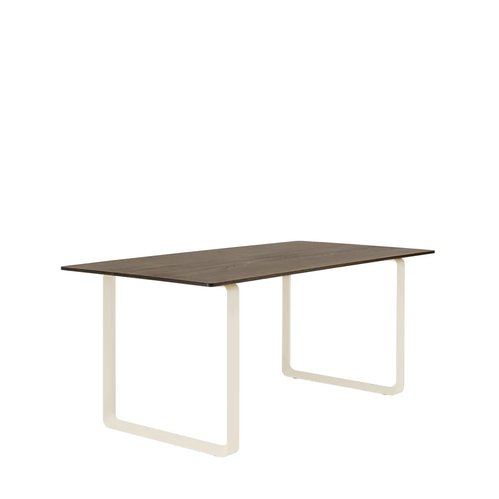 70/70 mesa de jantar 170x85 cm, Carvalho-areia fumado sólido Muuto