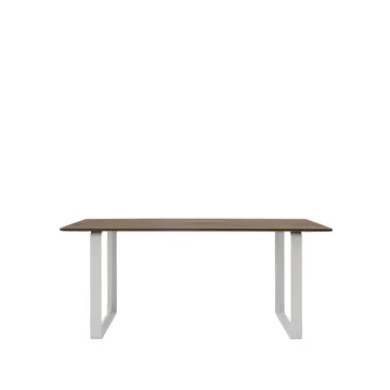 70/70 mesa de jantar 170x85 cm - Carvalho-cinzento fumado sólido - Muuto