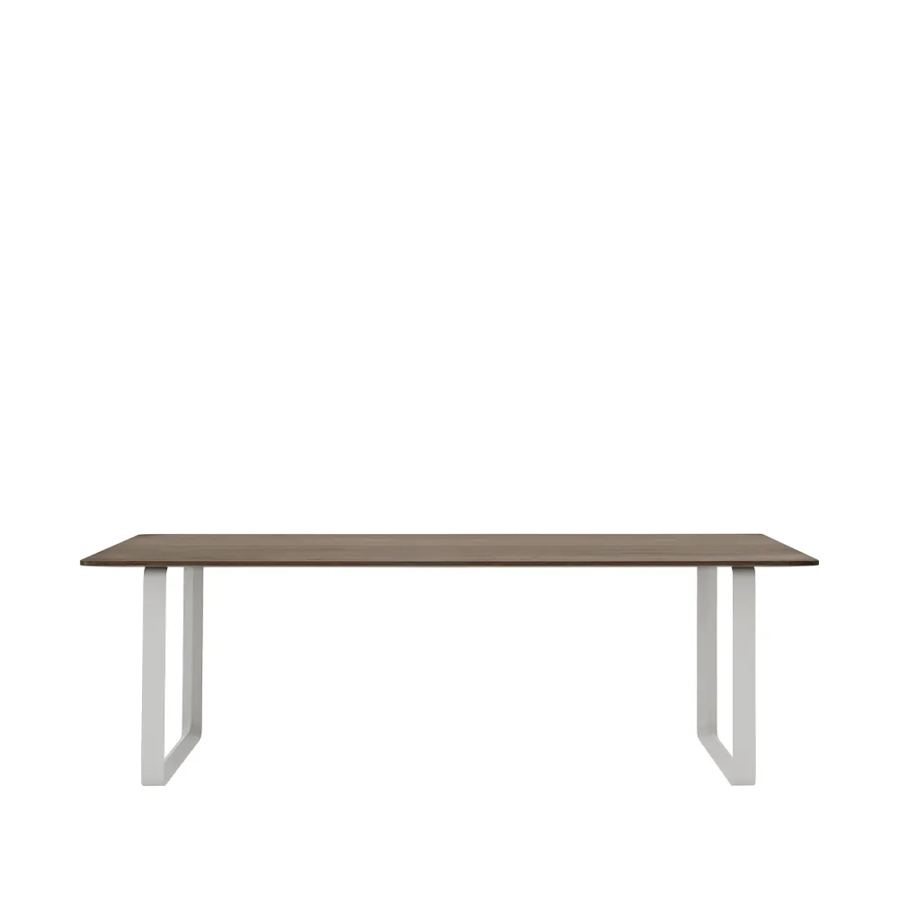70/70 mesa de jantar 225x90 cm, Carvalho-cinzento fumado sólido Muuto