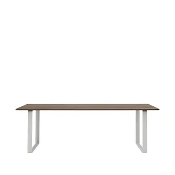 70/70 mesa de jantar 225x90 cm - Carvalho-cinzento fumado sólido - Muuto
