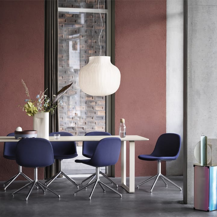 70/70 mesa de jantar 225x90 cm, Folheado de carvalho-compensado-cinzento Muuto