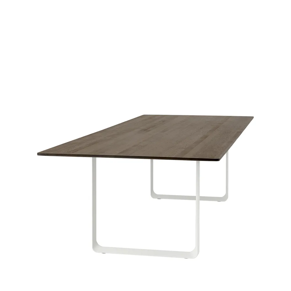 70/70 mesa de jantar 295x108 cm, Carvalho-Branco fumado sólido Muuto